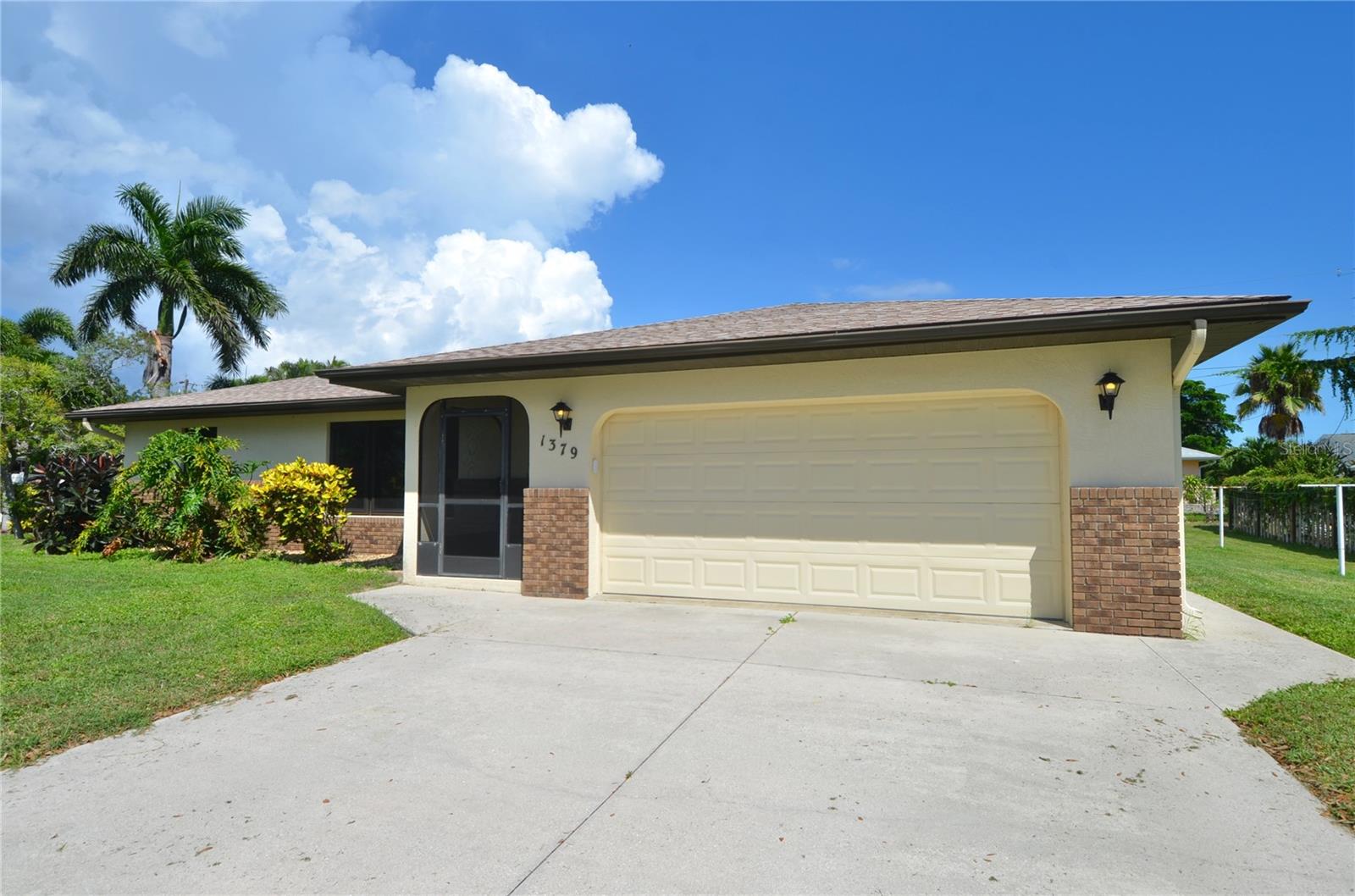1379 Everest Rd Property Photo 35