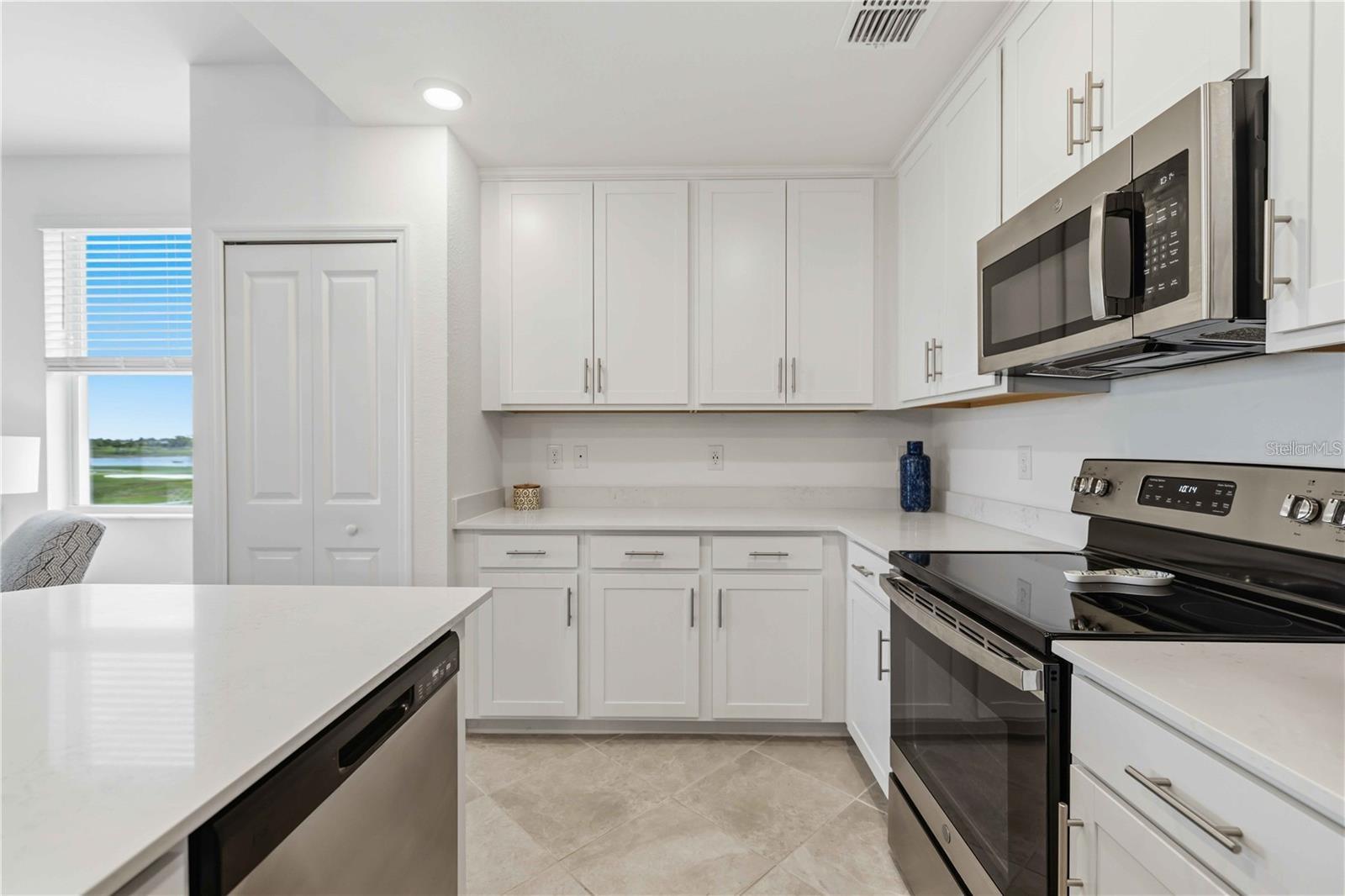 12240 Wellen Golf St #208 Property Photo 7