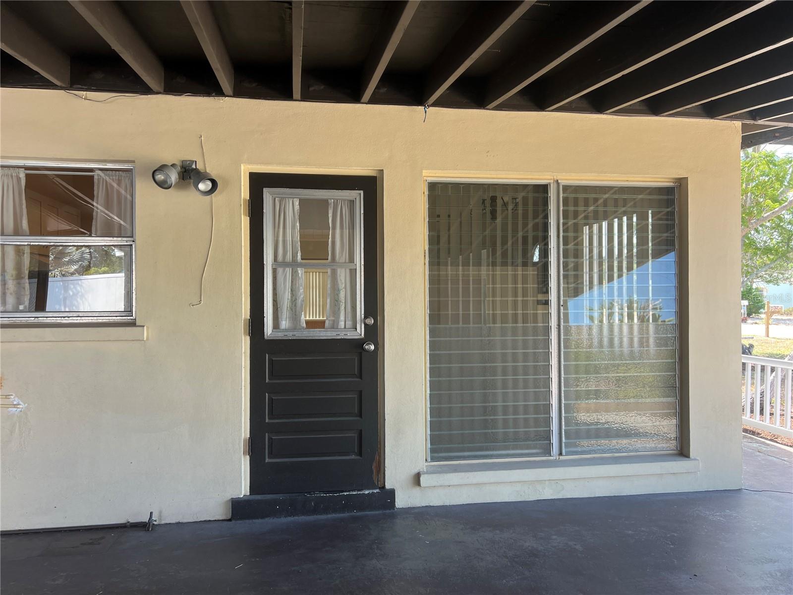 321 Alba St E Property Photo 20