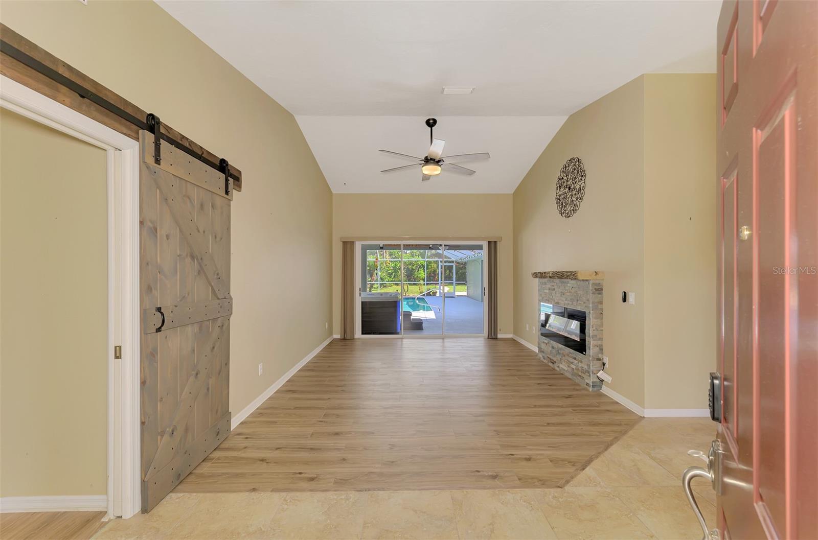 3706 Slayton Ave Property Photo 5