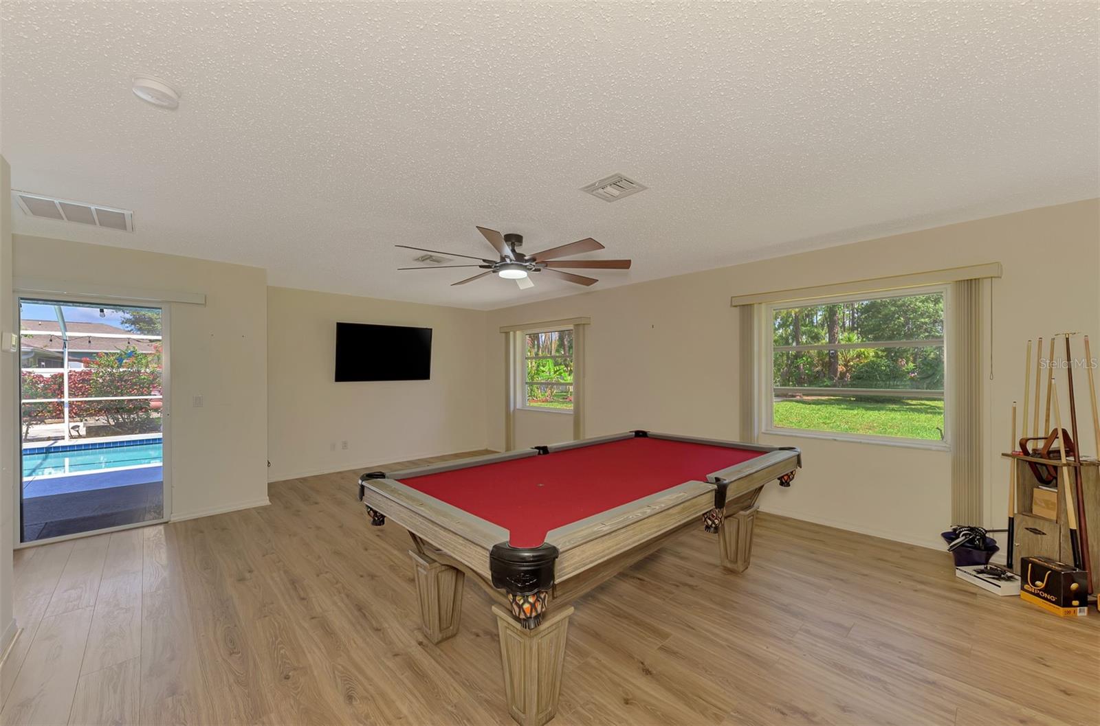 3706 Slayton Ave Property Photo 23