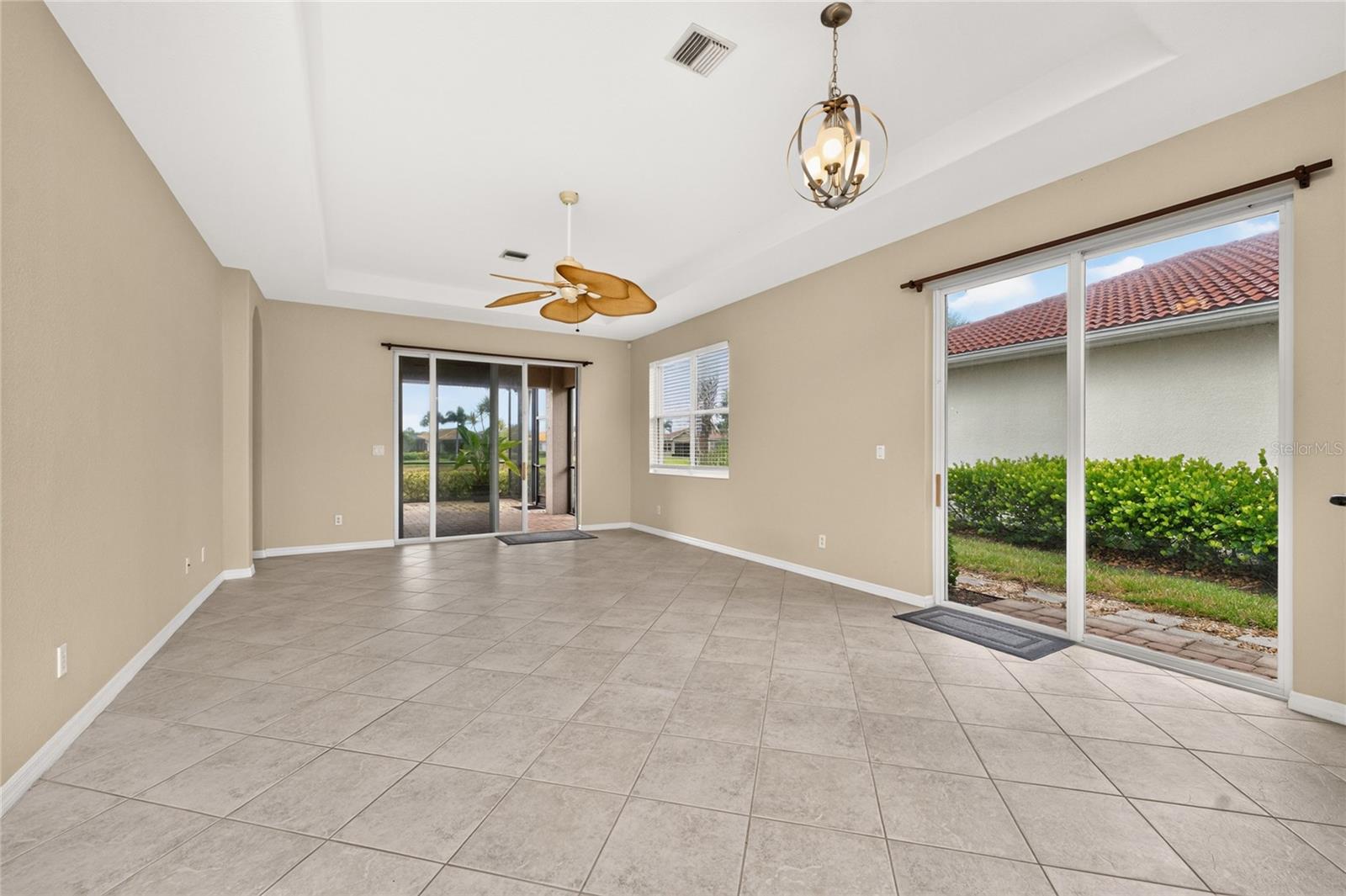 246 Mestre Pl Property Photo 9