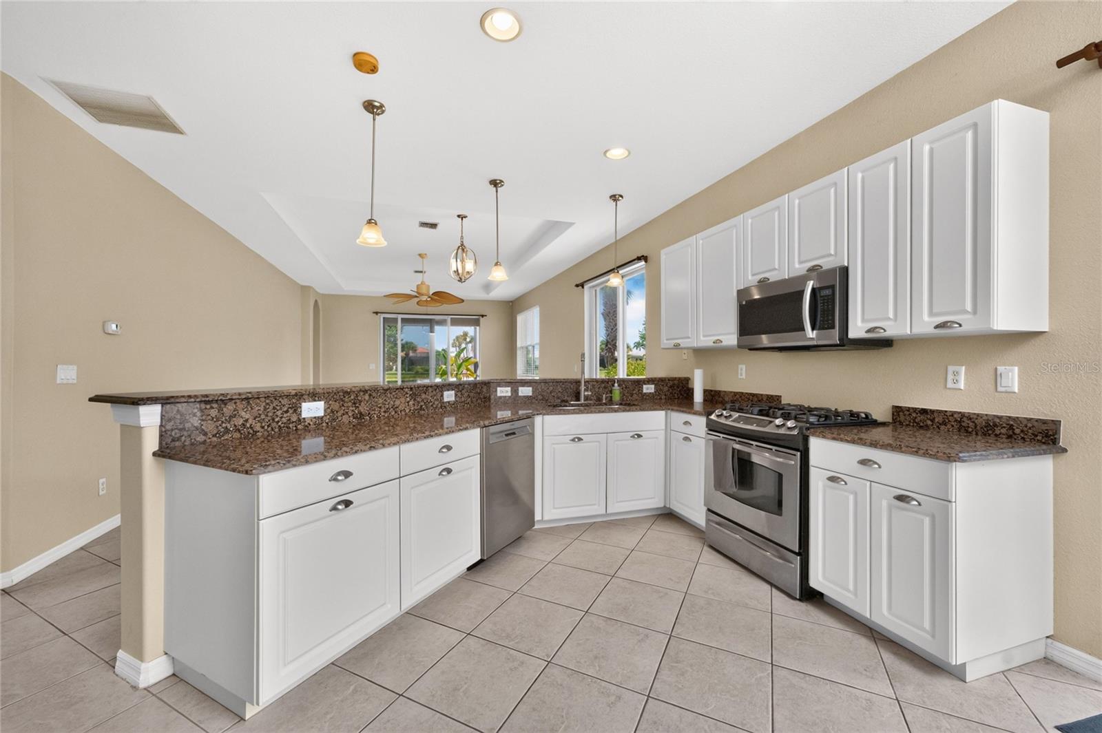 246 Mestre Pl Property Photo 18