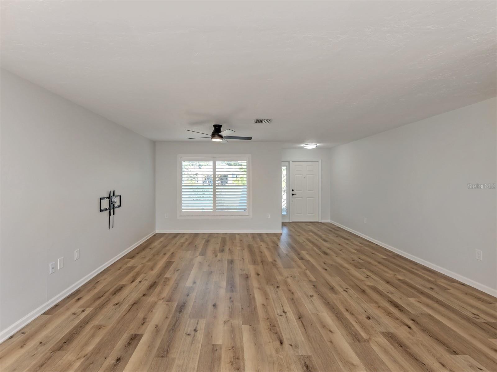 541 Carmel Rd Property Photo 4