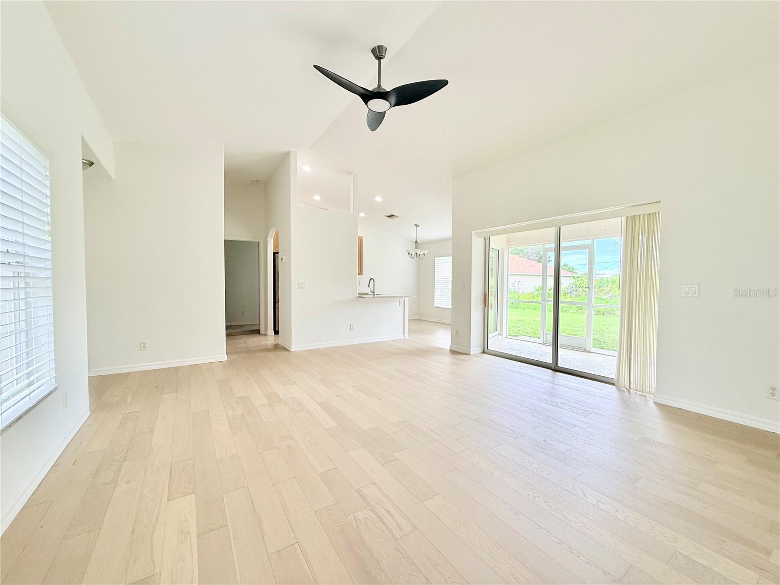 4143 Danbury Ter Property Photo 4