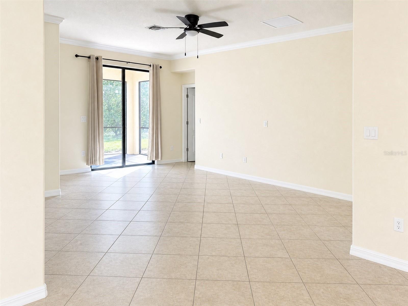 12889 Richezza Dr Property Photo 7
