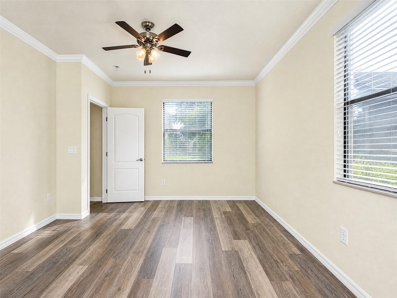12889 Richezza Dr Property Photo 11