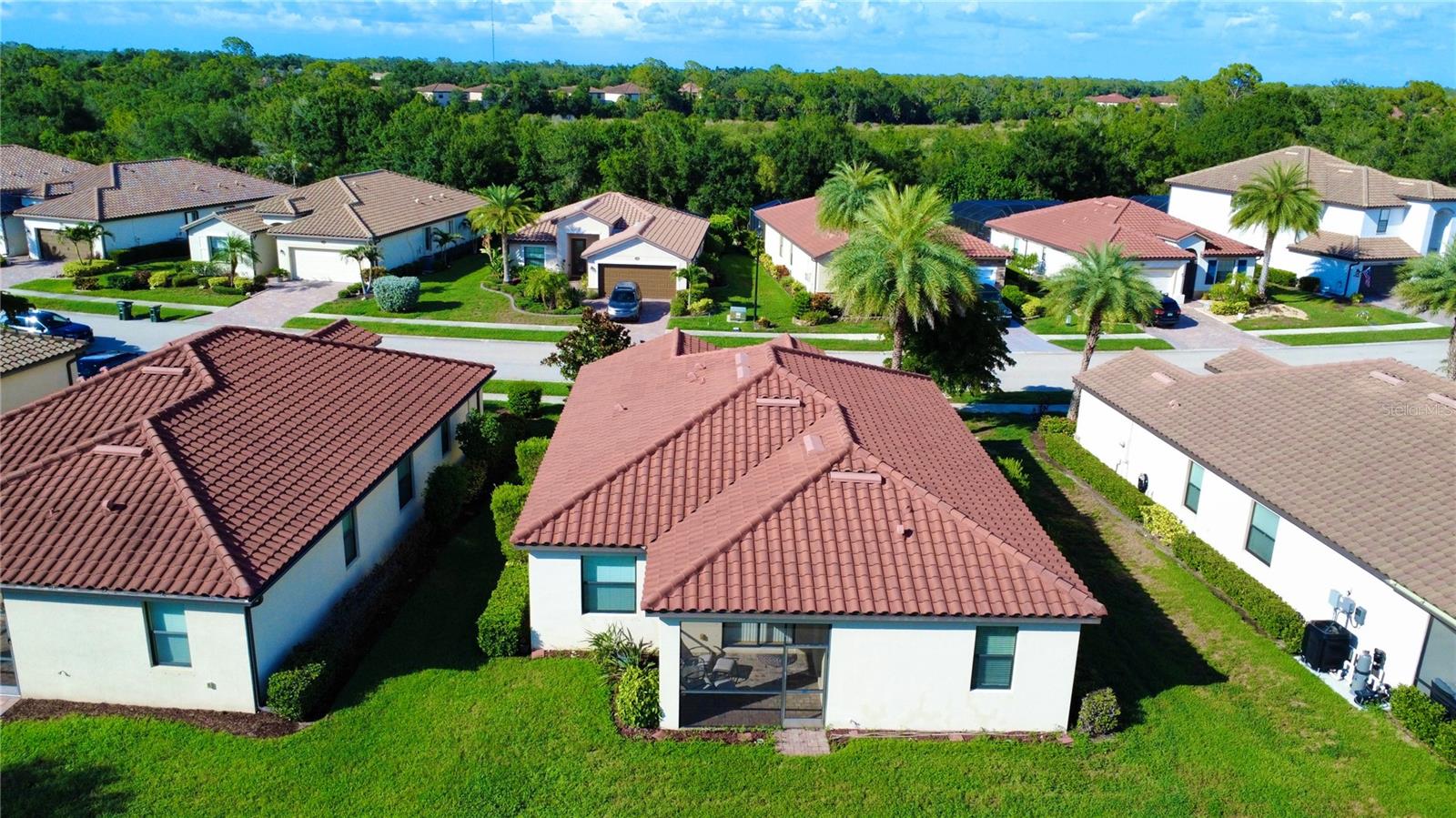 12889 Richezza Dr Property Photo 25