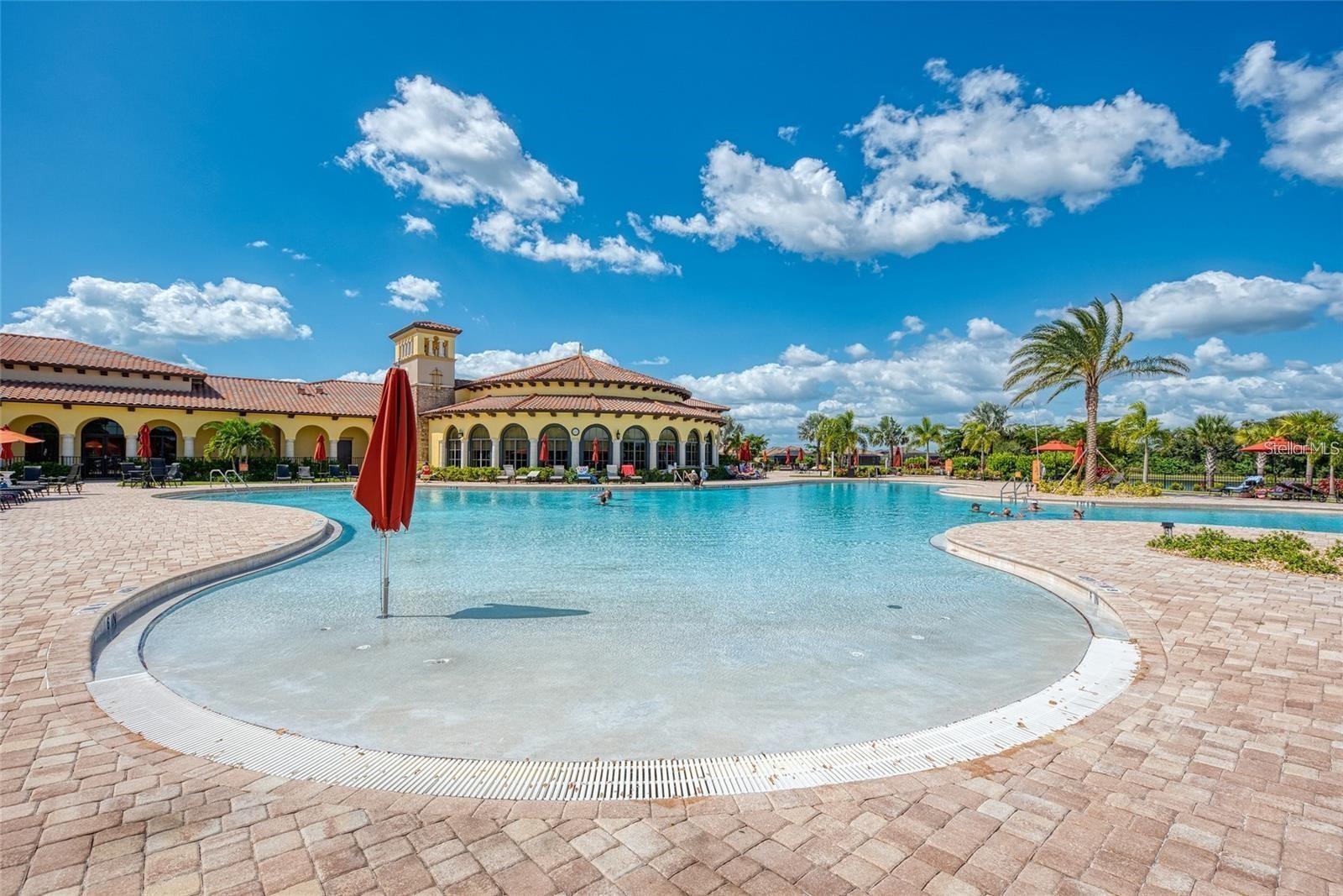 12889 Richezza Dr Property Photo 44