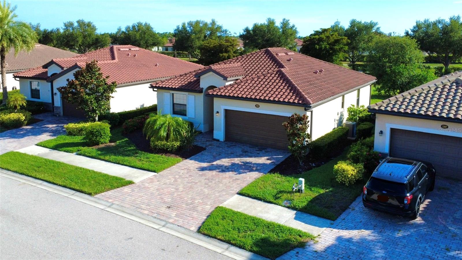 12889 Richezza Dr Property Photo 52