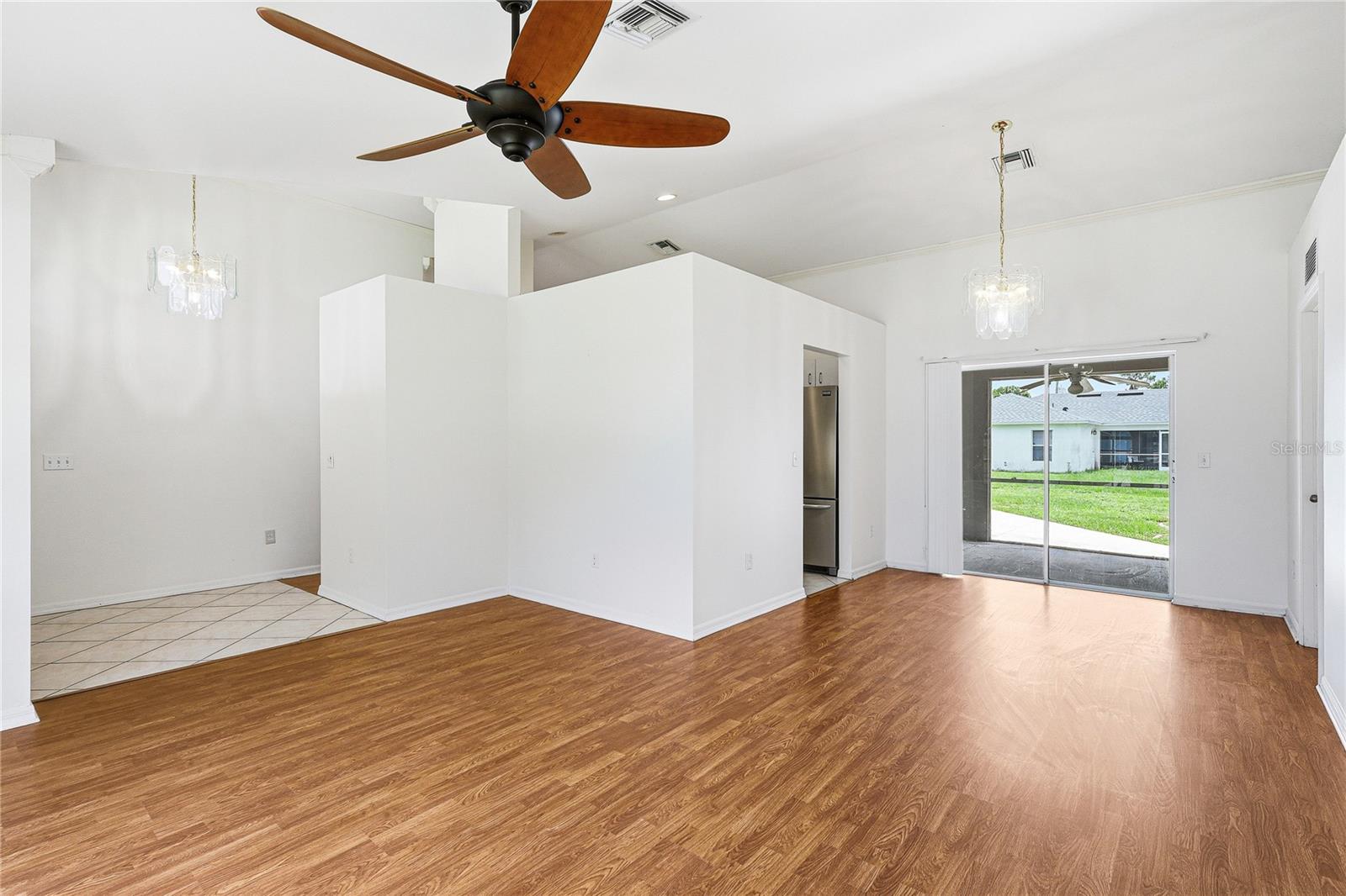 4042 Duluth Ter Property Photo 5