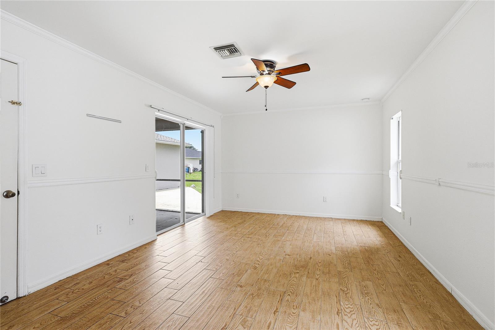 4042 Duluth Ter Property Photo 13
