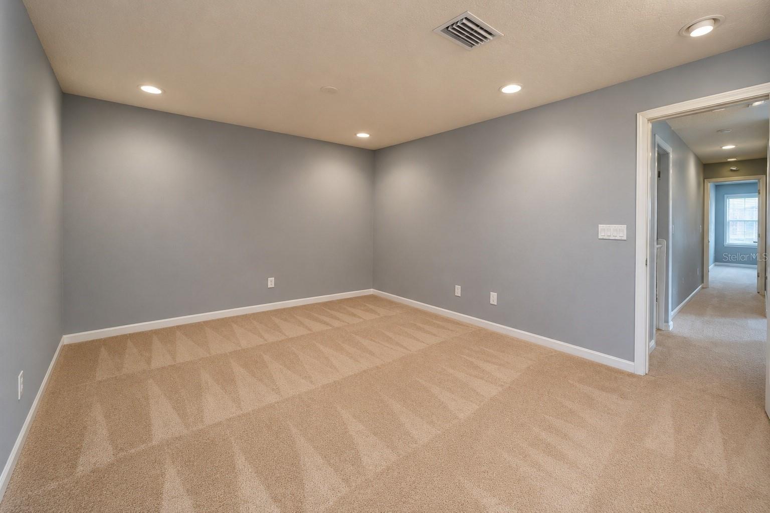 215 Cape Harbour Loop #103 Property Photo 12