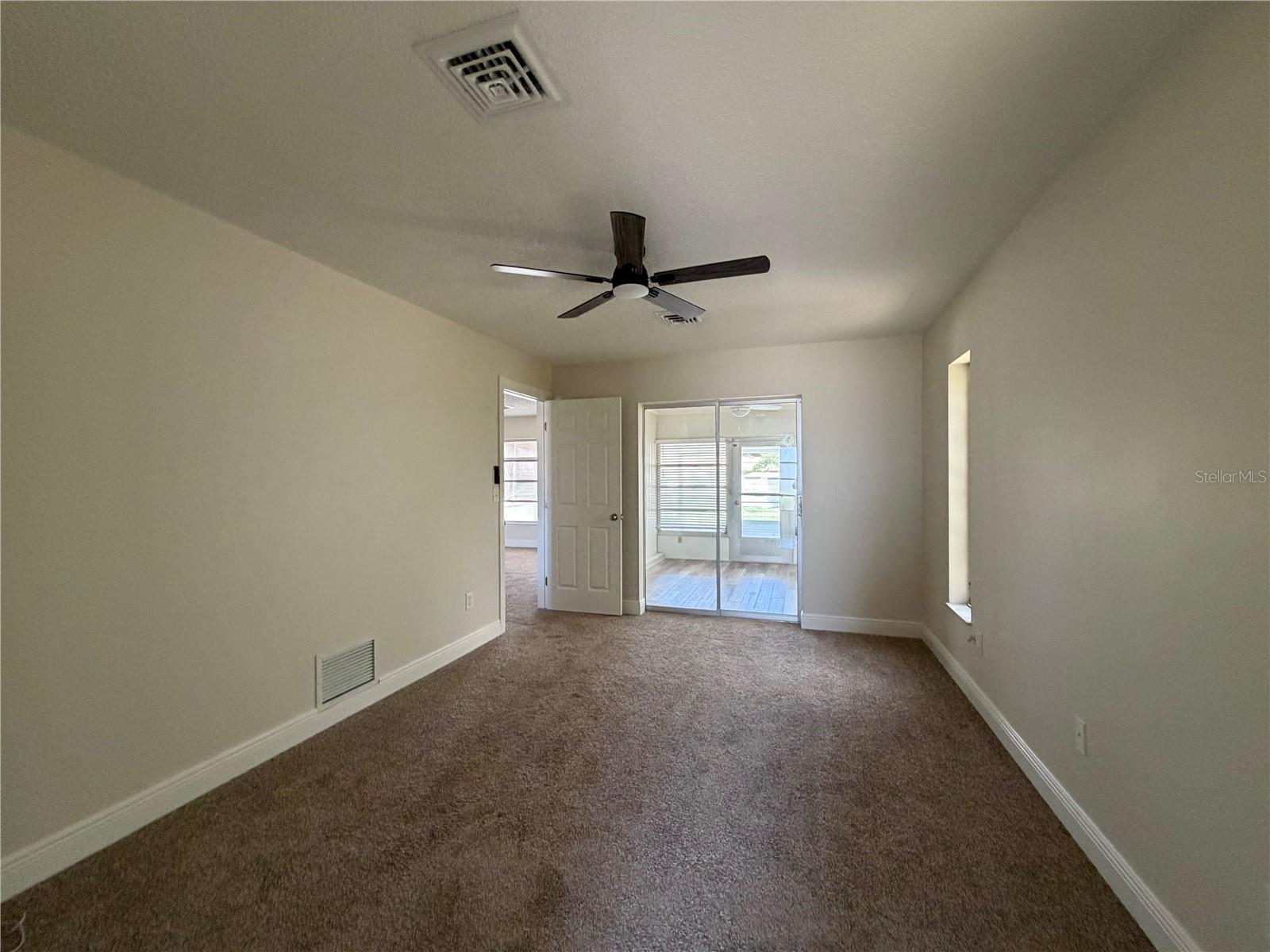 635 Harvey St Property Photo 15