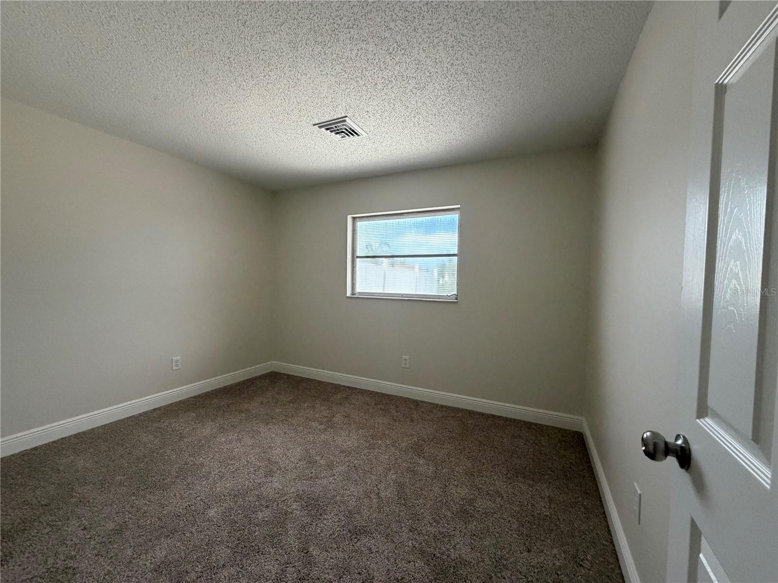 635 Harvey St Property Photo 21