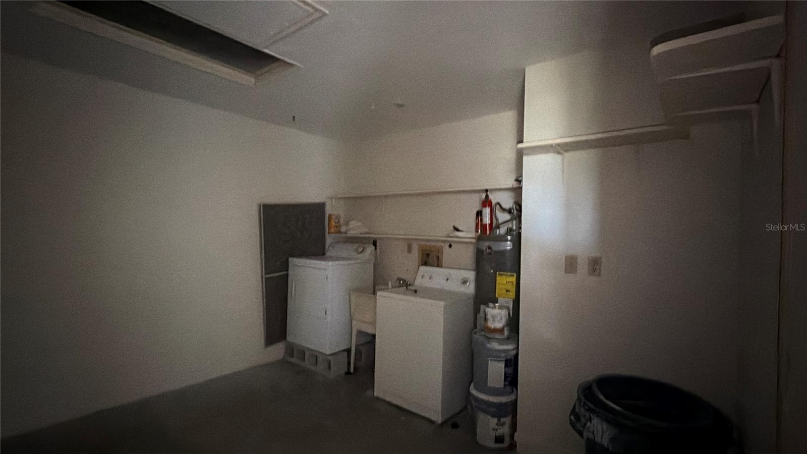 635 Harvey St Property Photo 23