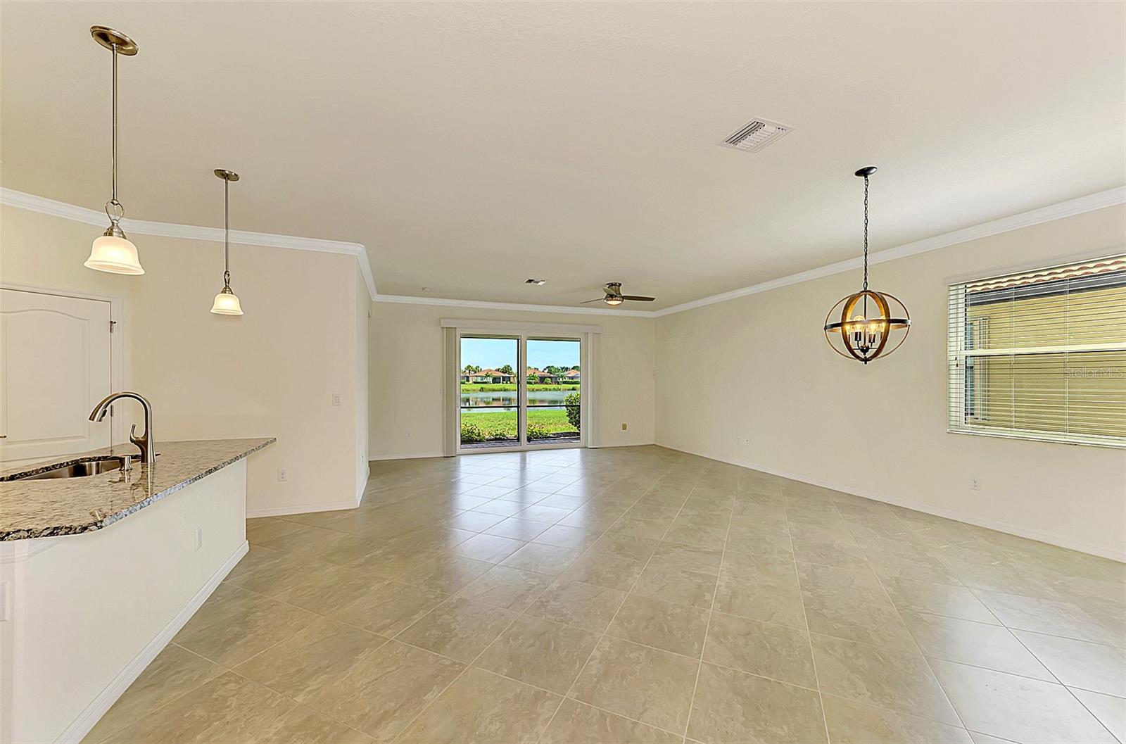 9824 Hilltop Dr Property Photo 14