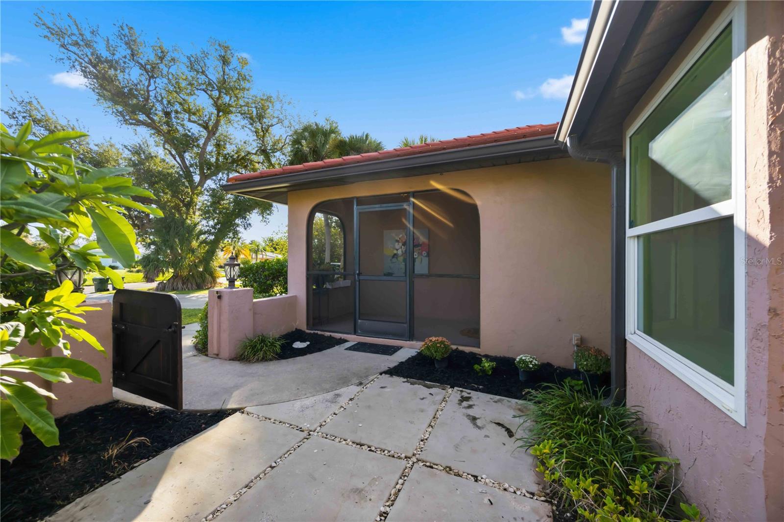 2317 Goya Dr Property Photo 16