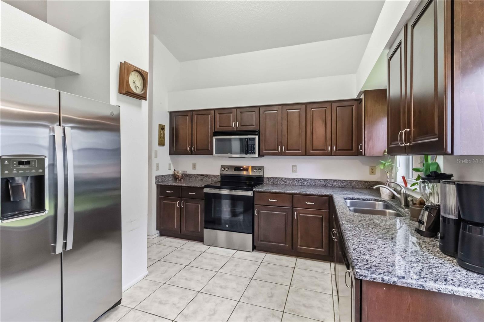 13437 Beechberry Dr Property Photo 11