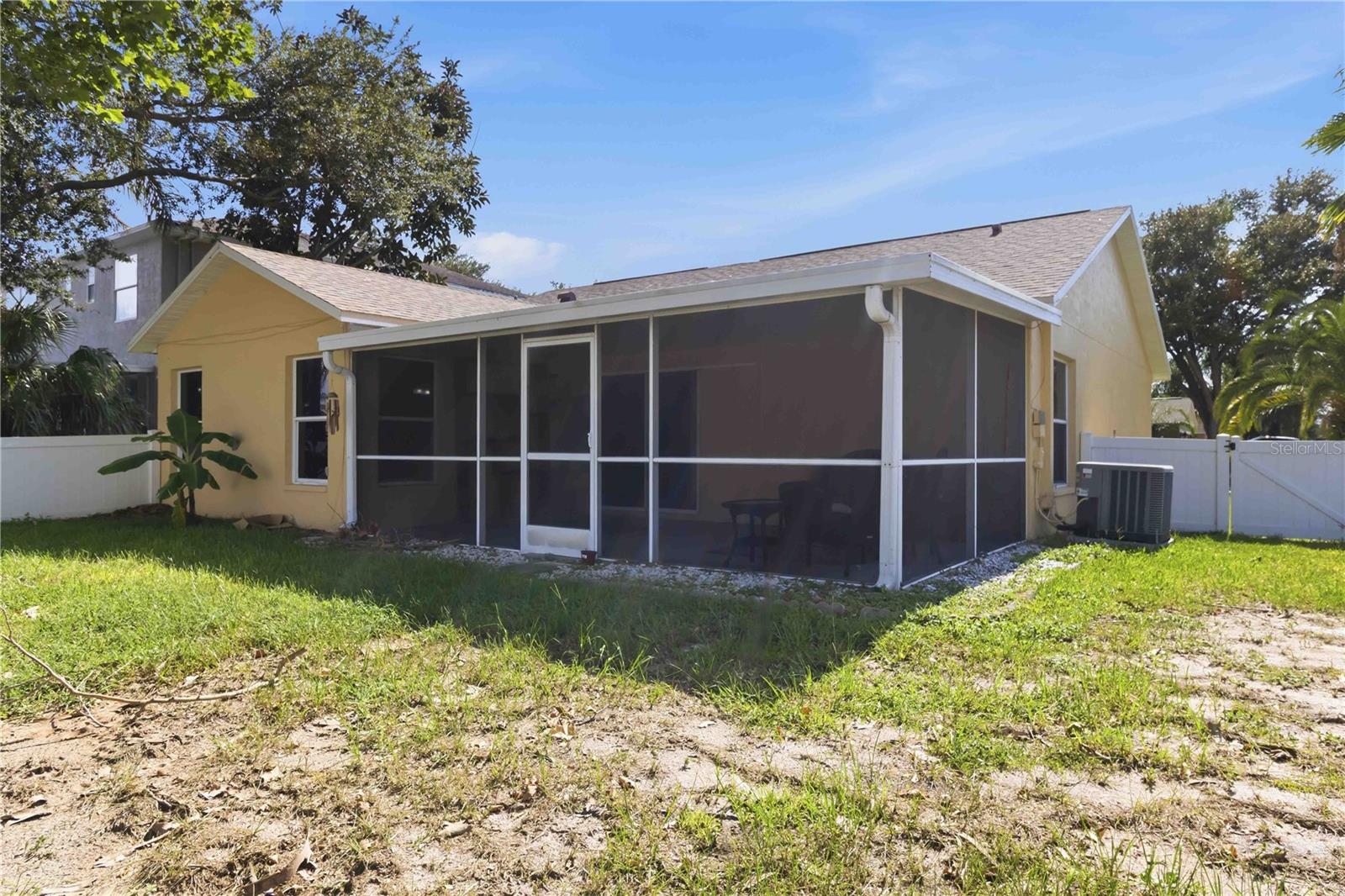 13437 Beechberry Dr Property Photo 27