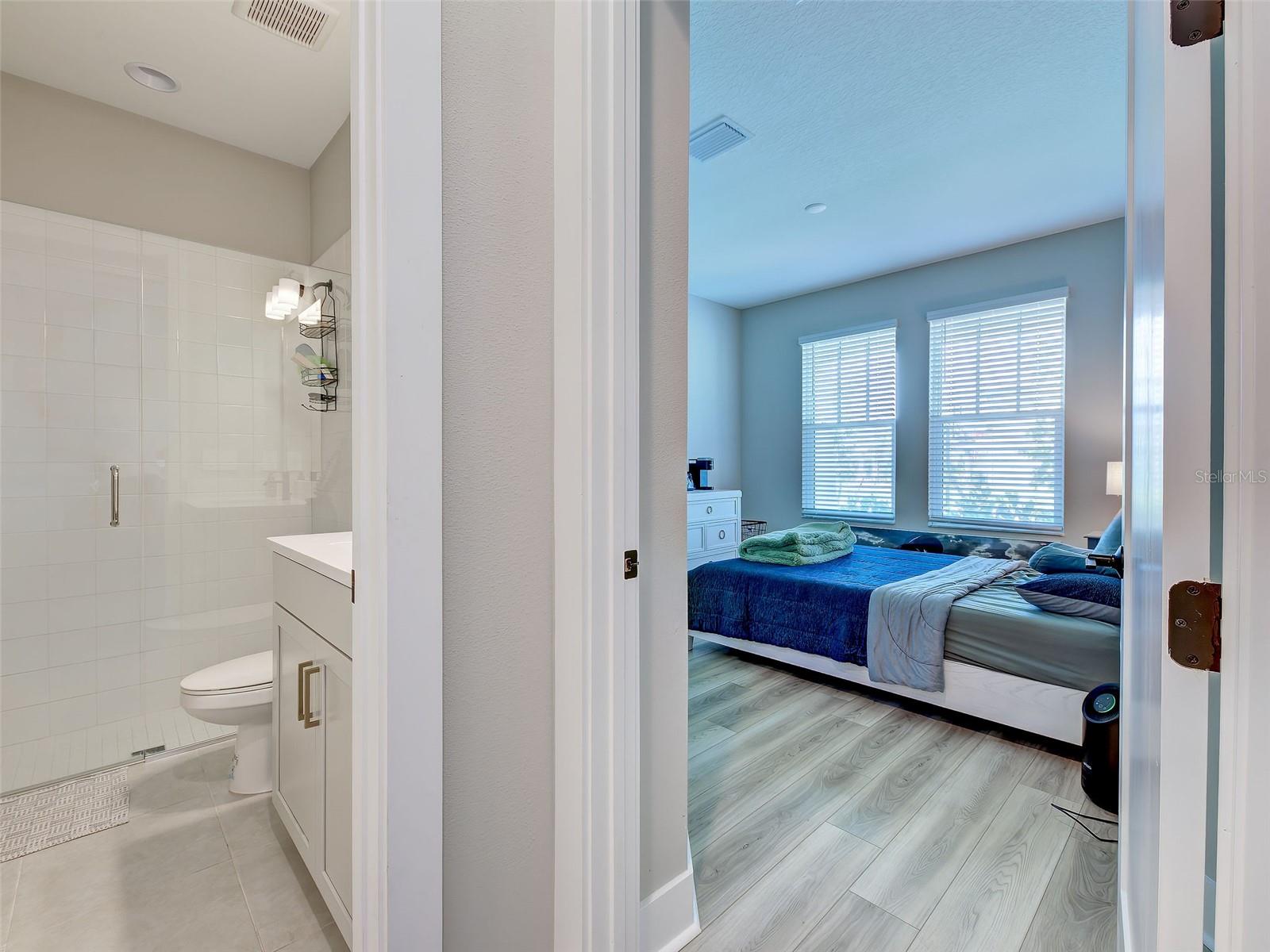 1684 Lugano Cir Property Photo 30