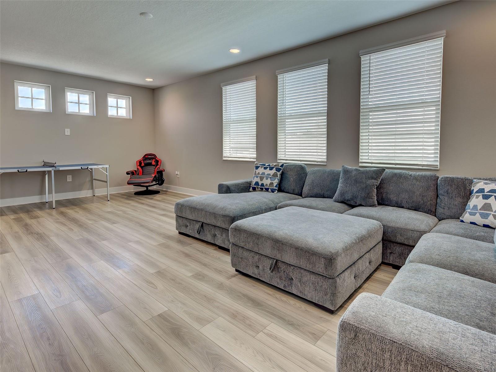 1684 Lugano Cir Property Photo 35