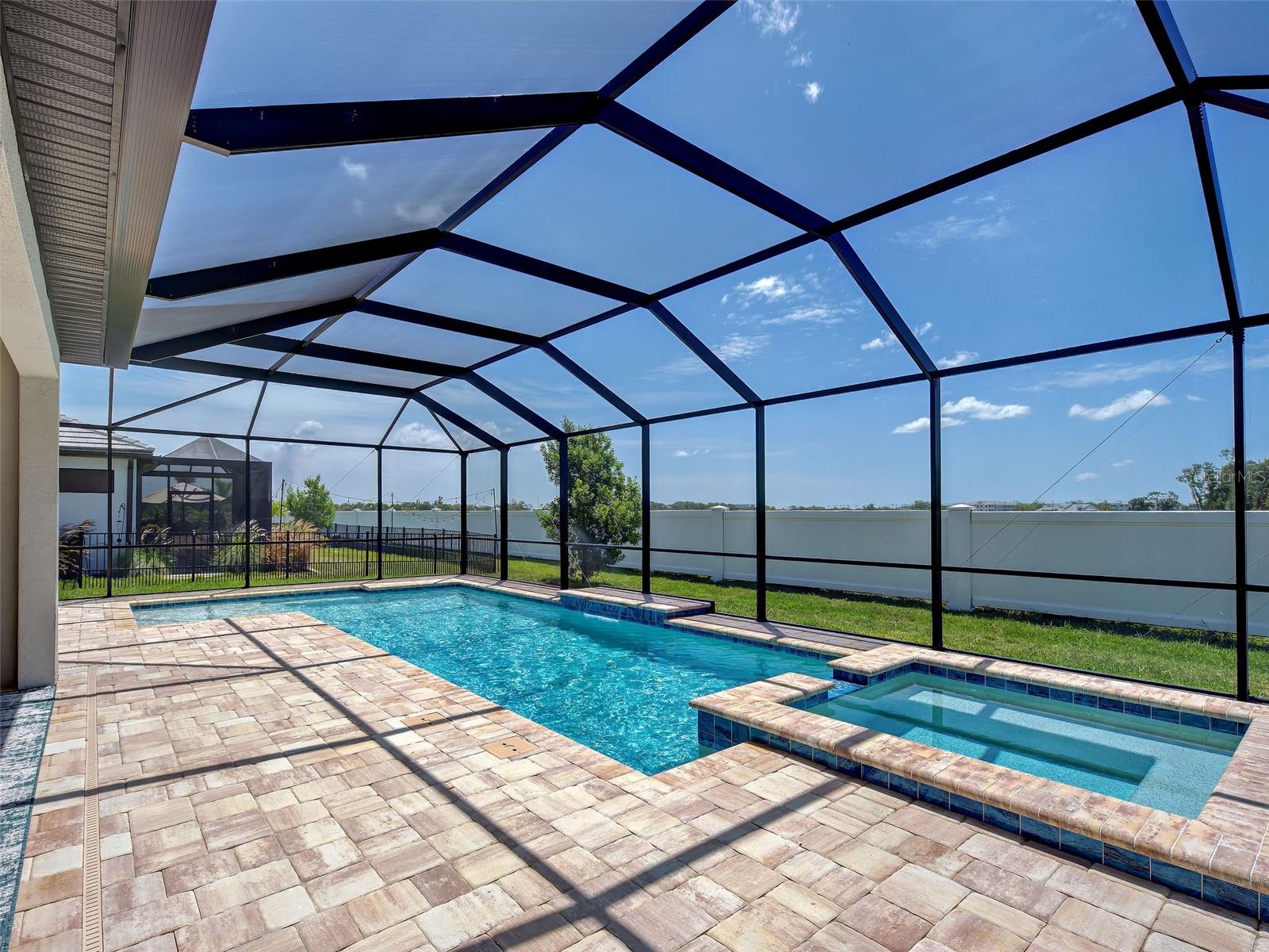 1684 Lugano Cir Property Photo 49