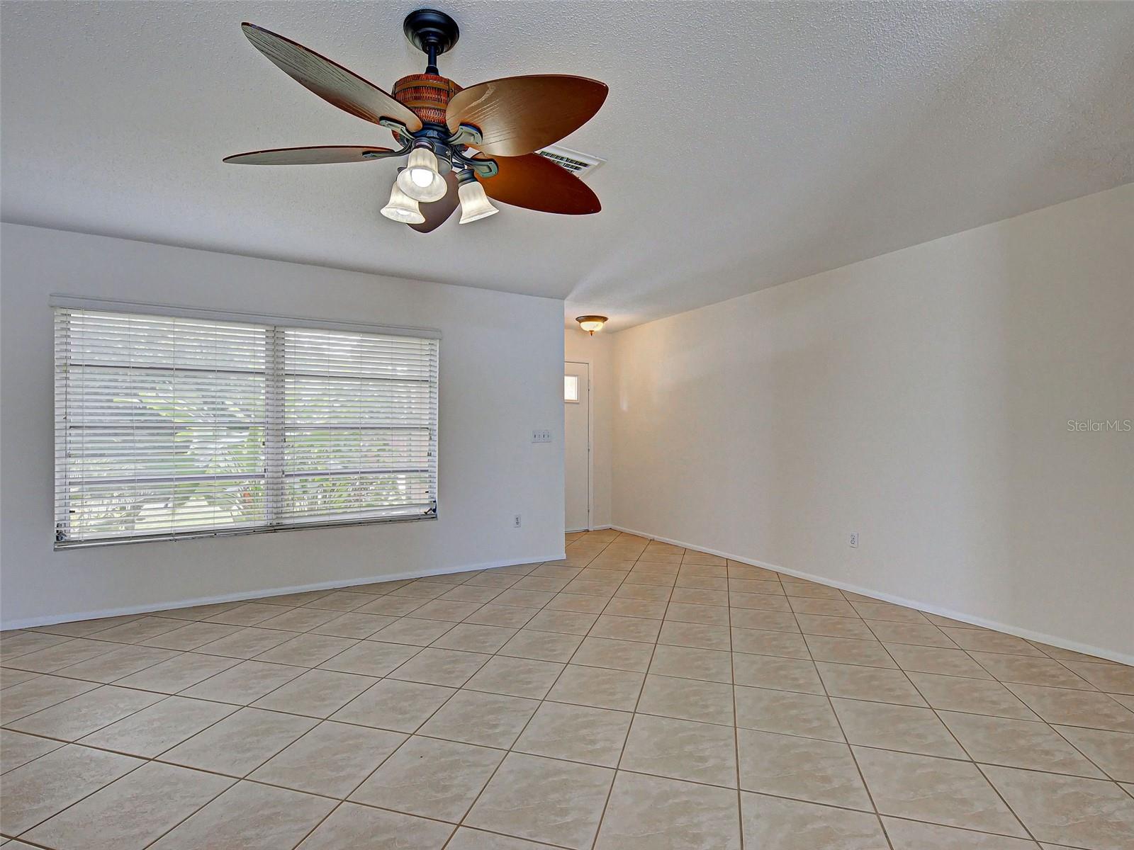 3640 Sterling Rd Property Photo 13