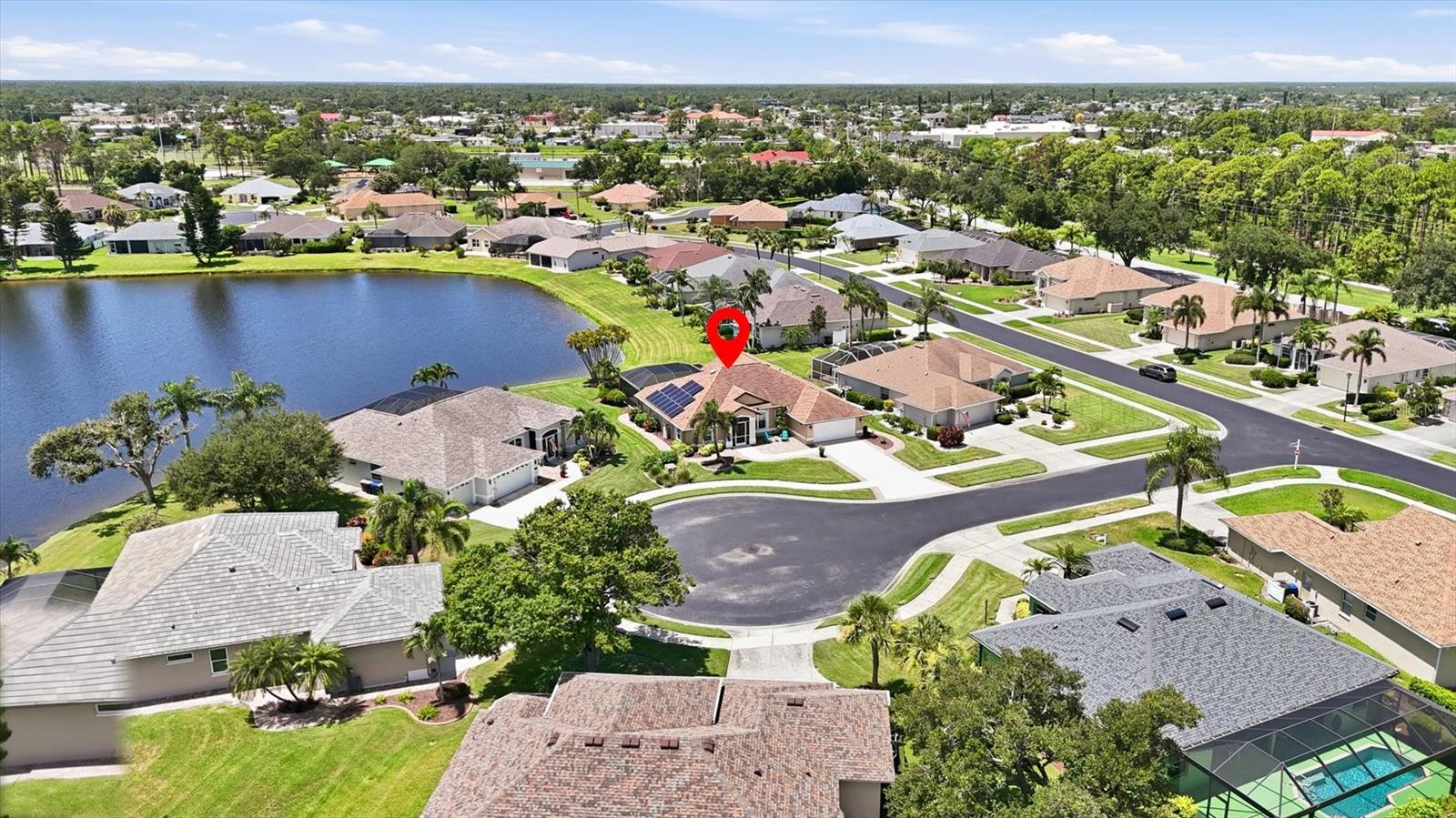 5376 Oakmont Ct Property Photo 6