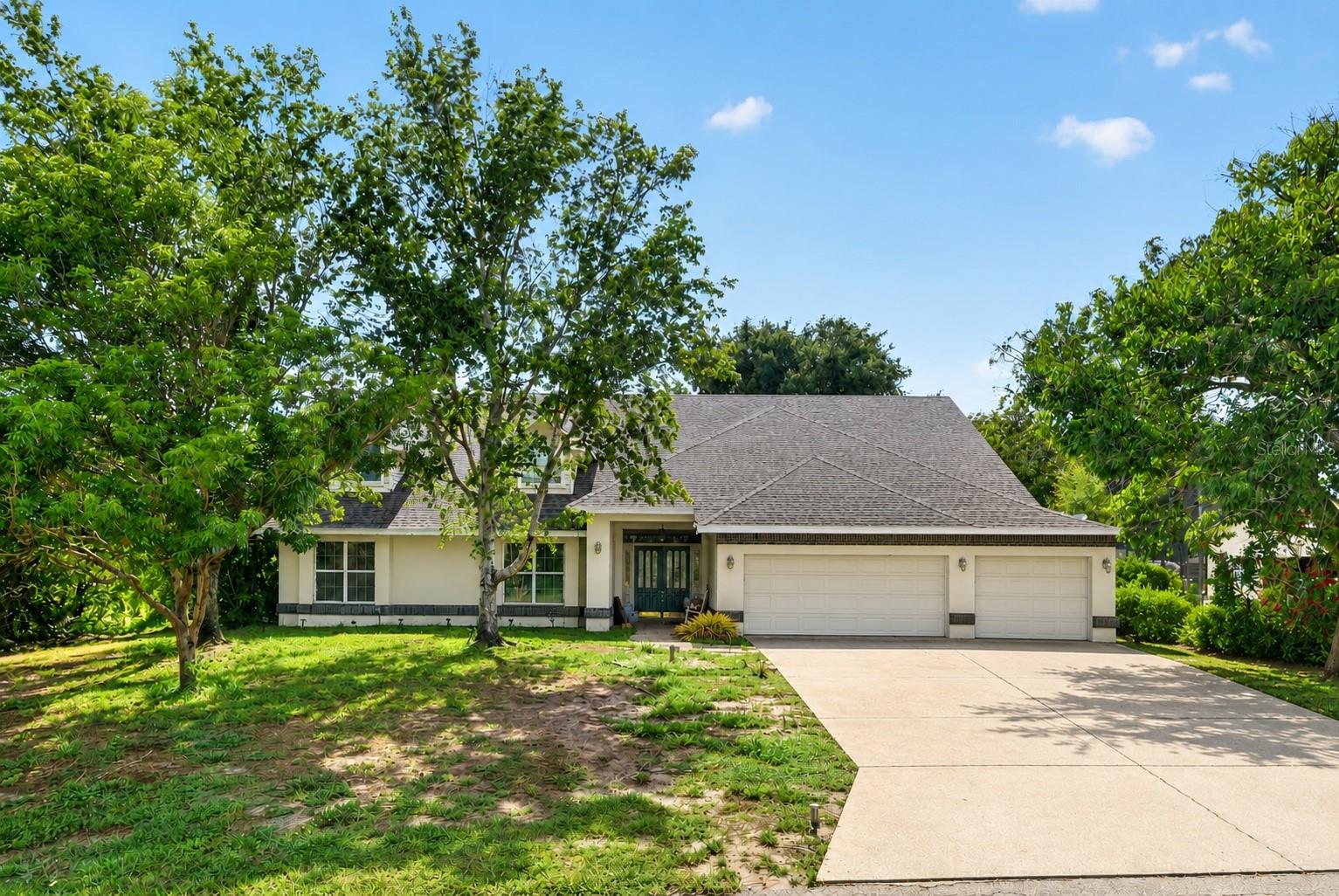 421 Willow Oak Ct Property Photo 1