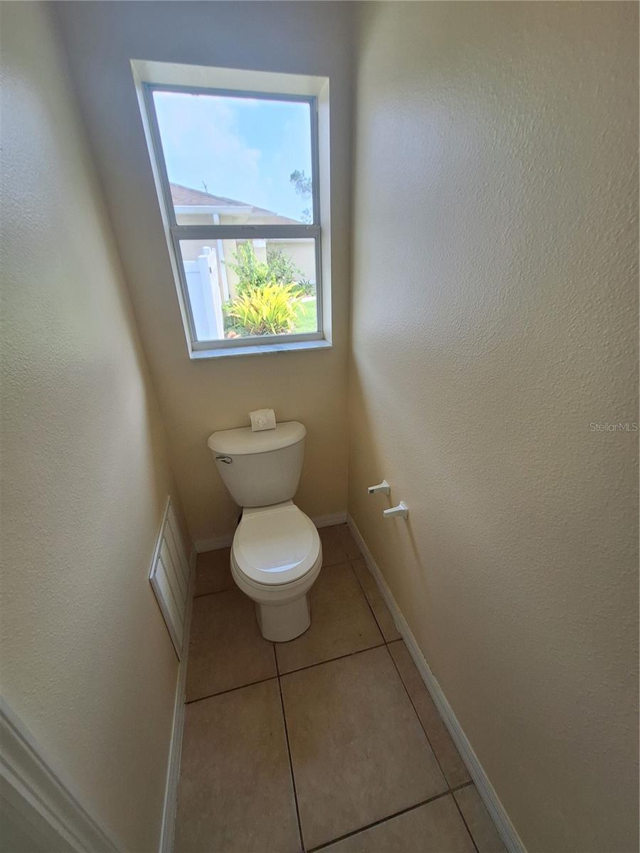 1220 Waycross St Property Photo 17