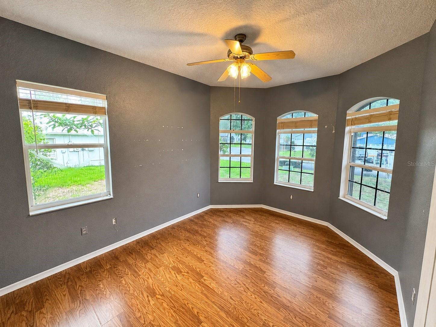 12716 Balsam Ave Property Photo 23