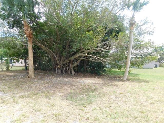 612 Shamrock Blvd Property Photo 17