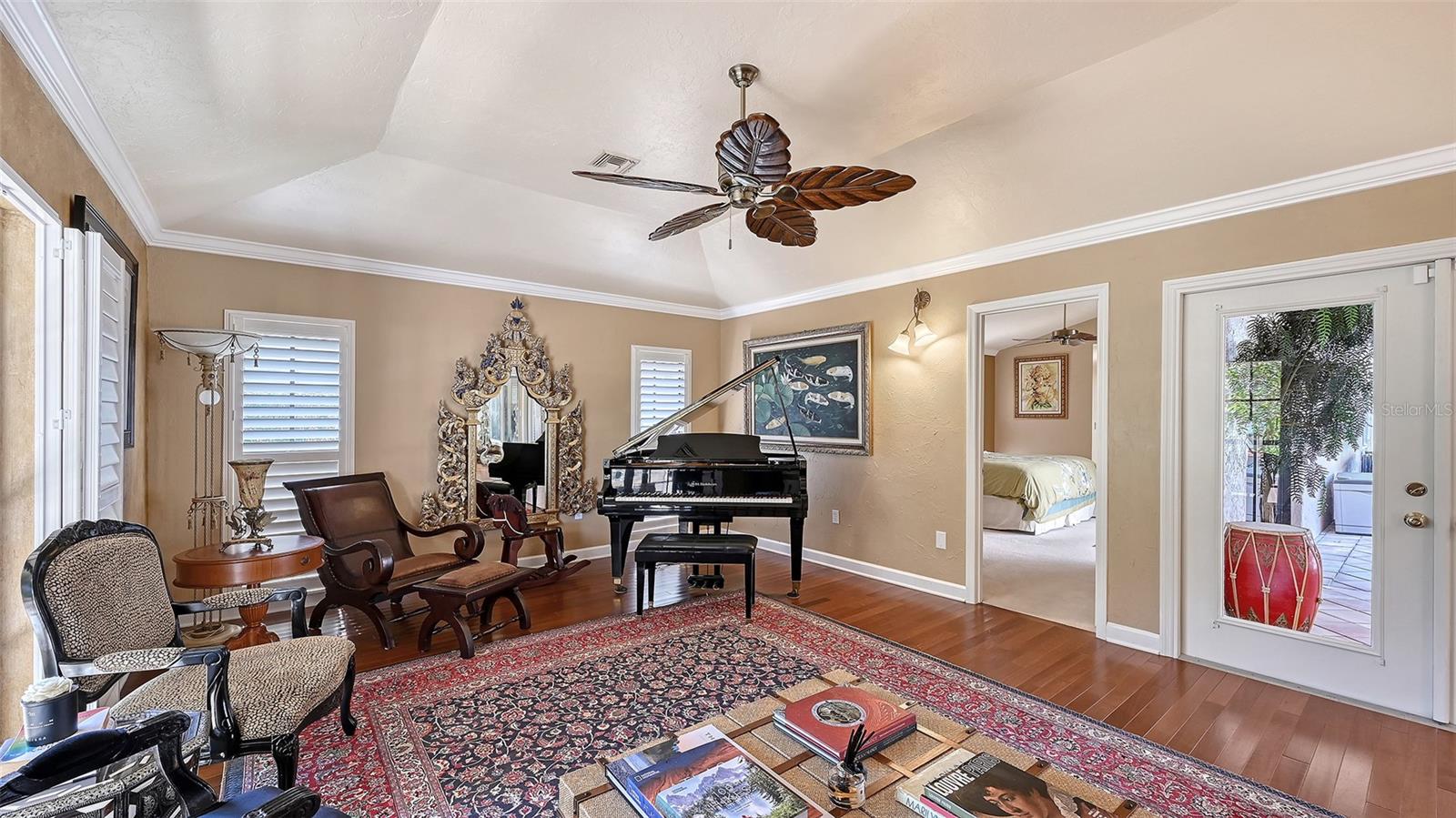1109 Delacroix Cir Property Photo 7