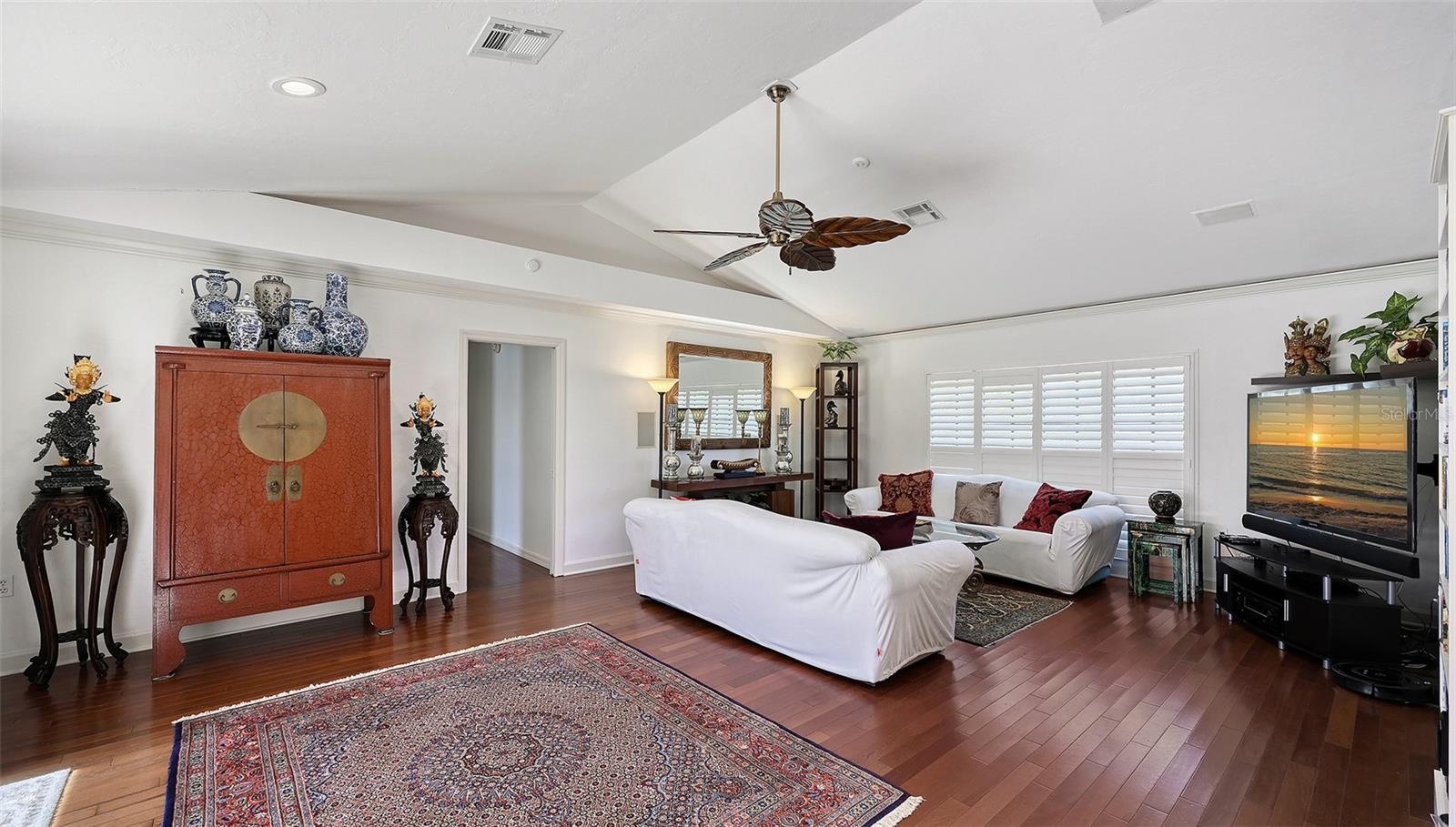 1109 Delacroix Cir Property Photo 24