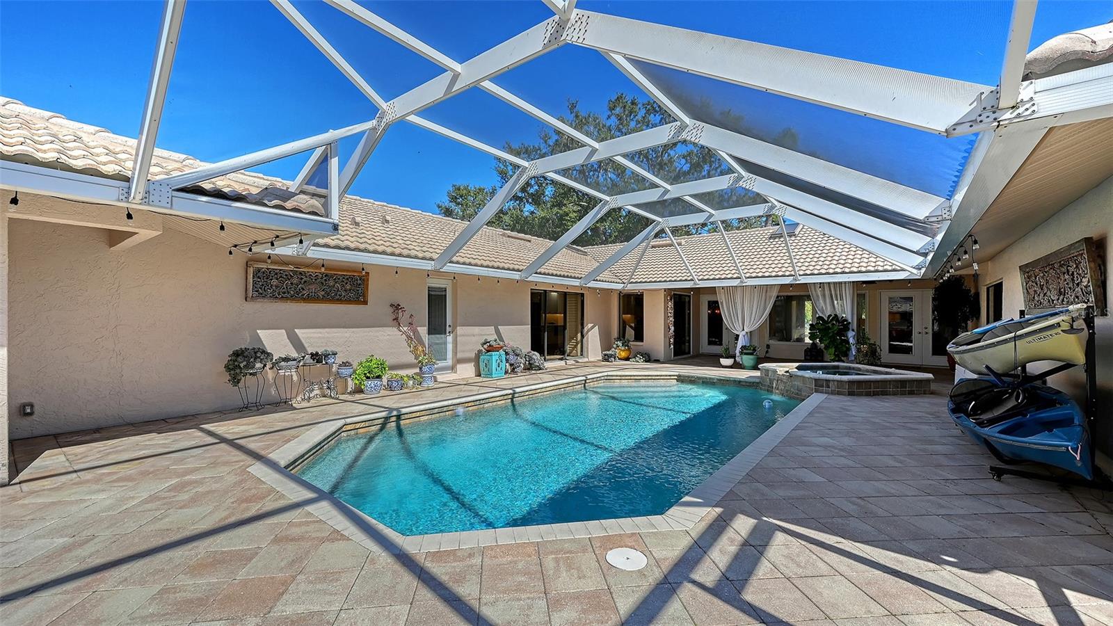 1109 Delacroix Cir Property Photo 45