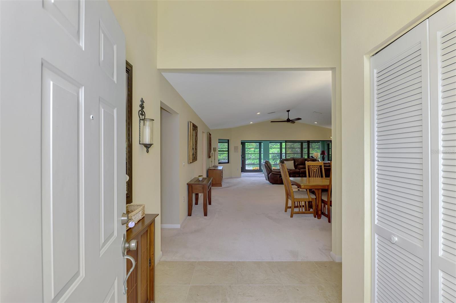 1934 Cove Pointe Dr Property Photo 7