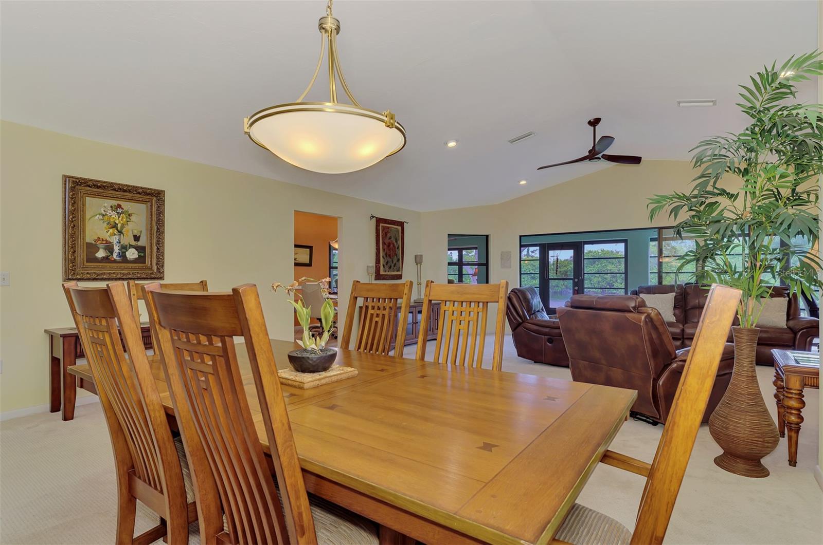 1934 Cove Pointe Dr Property Photo 14