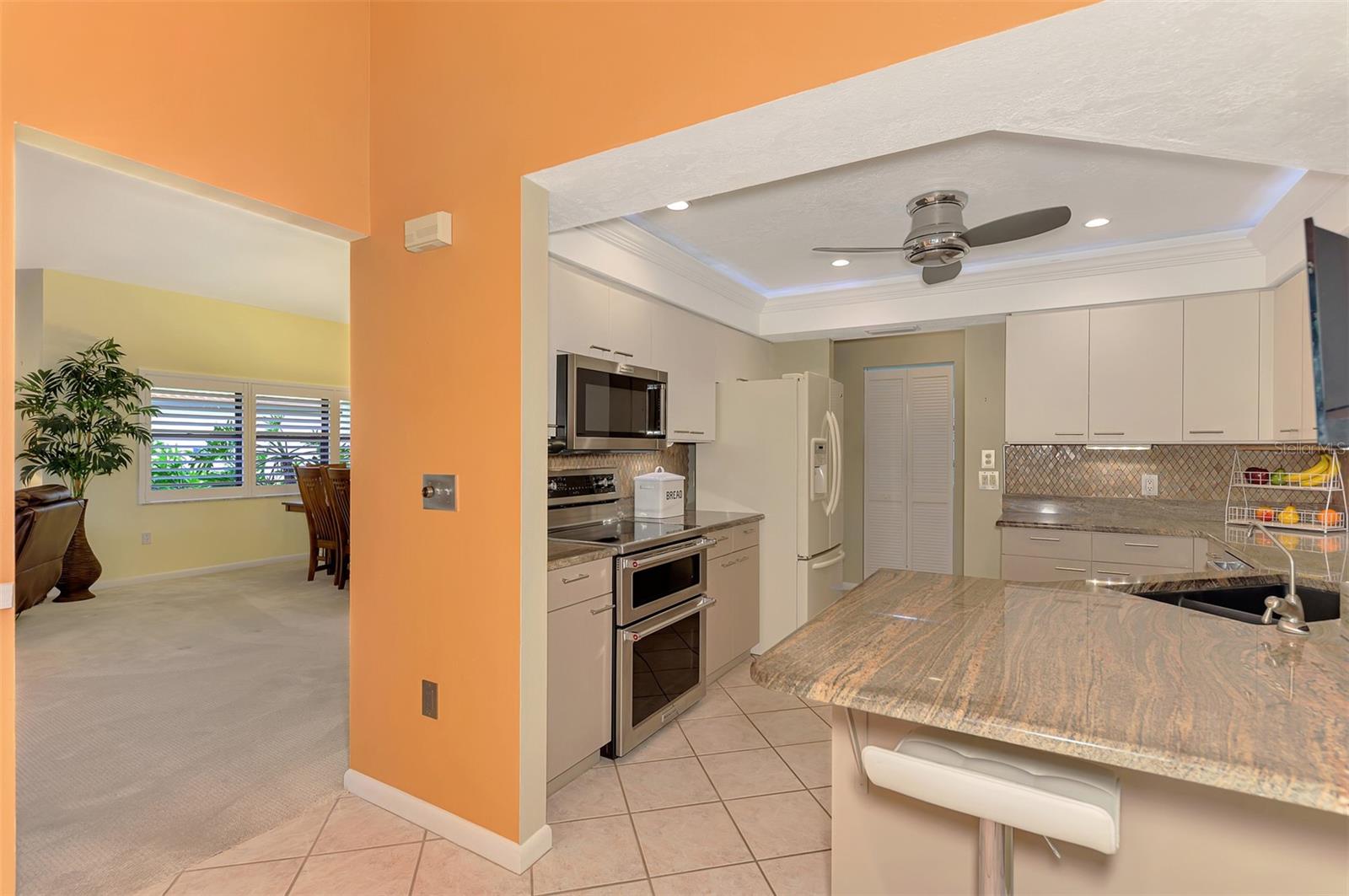 1934 Cove Pointe Dr Property Photo 25