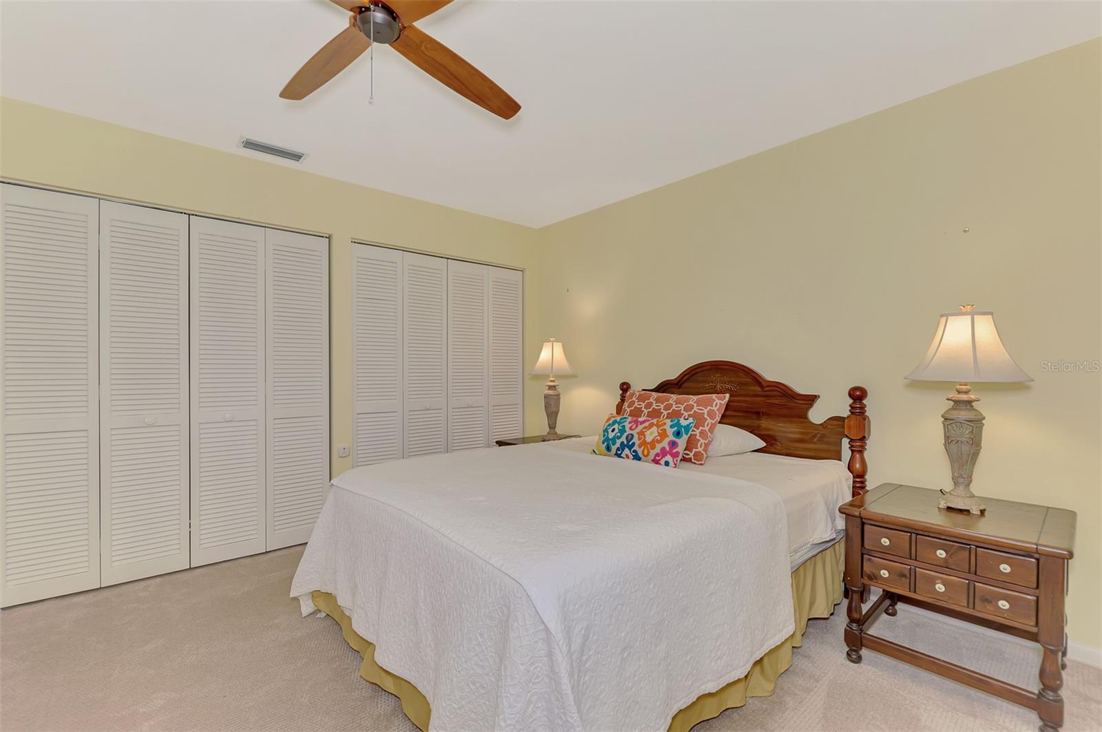 1934 Cove Pointe Dr Property Photo 40