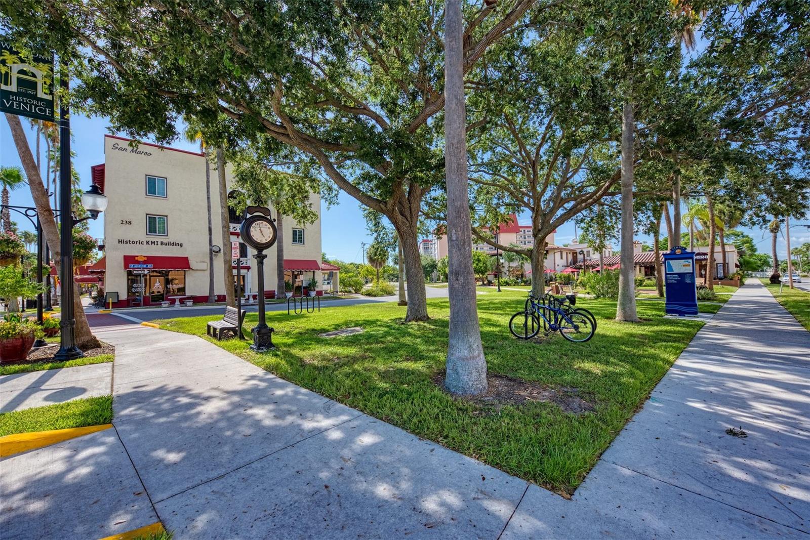 1934 Cove Pointe Dr Property Photo 73