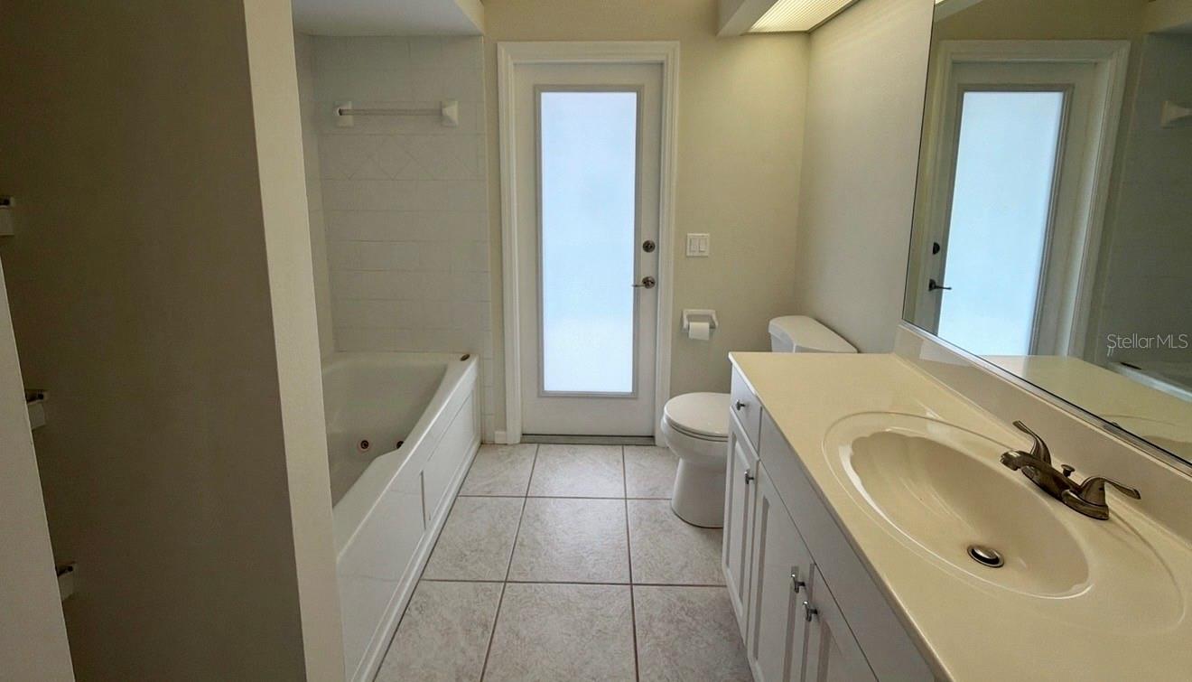 229 Venice Palms Blvd Property Photo 9