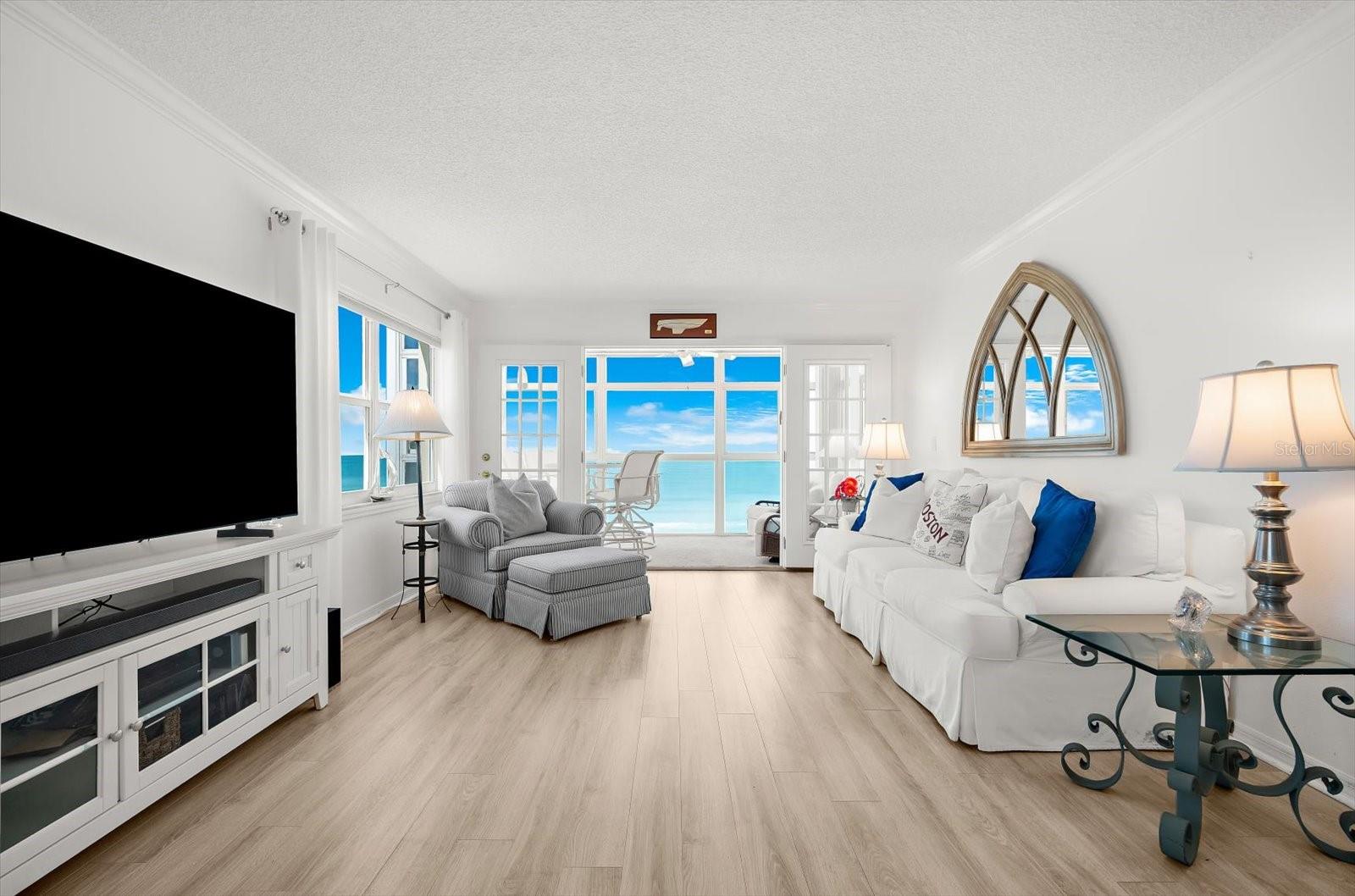 255 The Esplanade N #701 Property Photo 5
