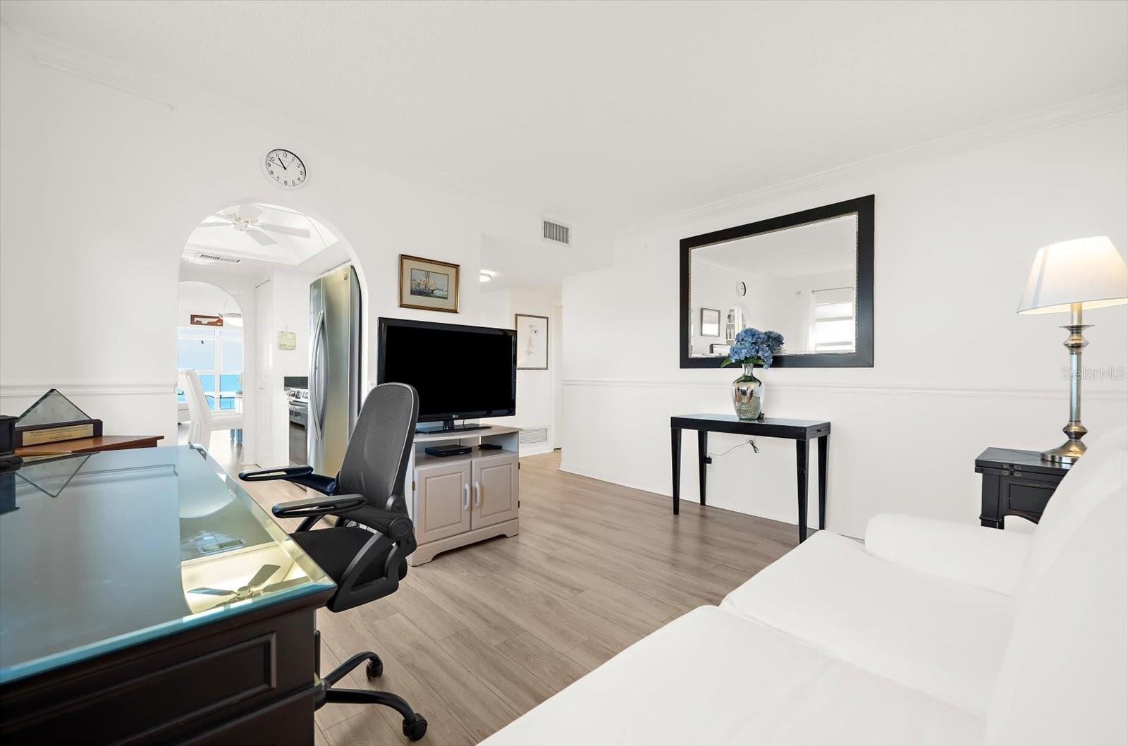 255 The Esplanade N #701 Property Photo 17