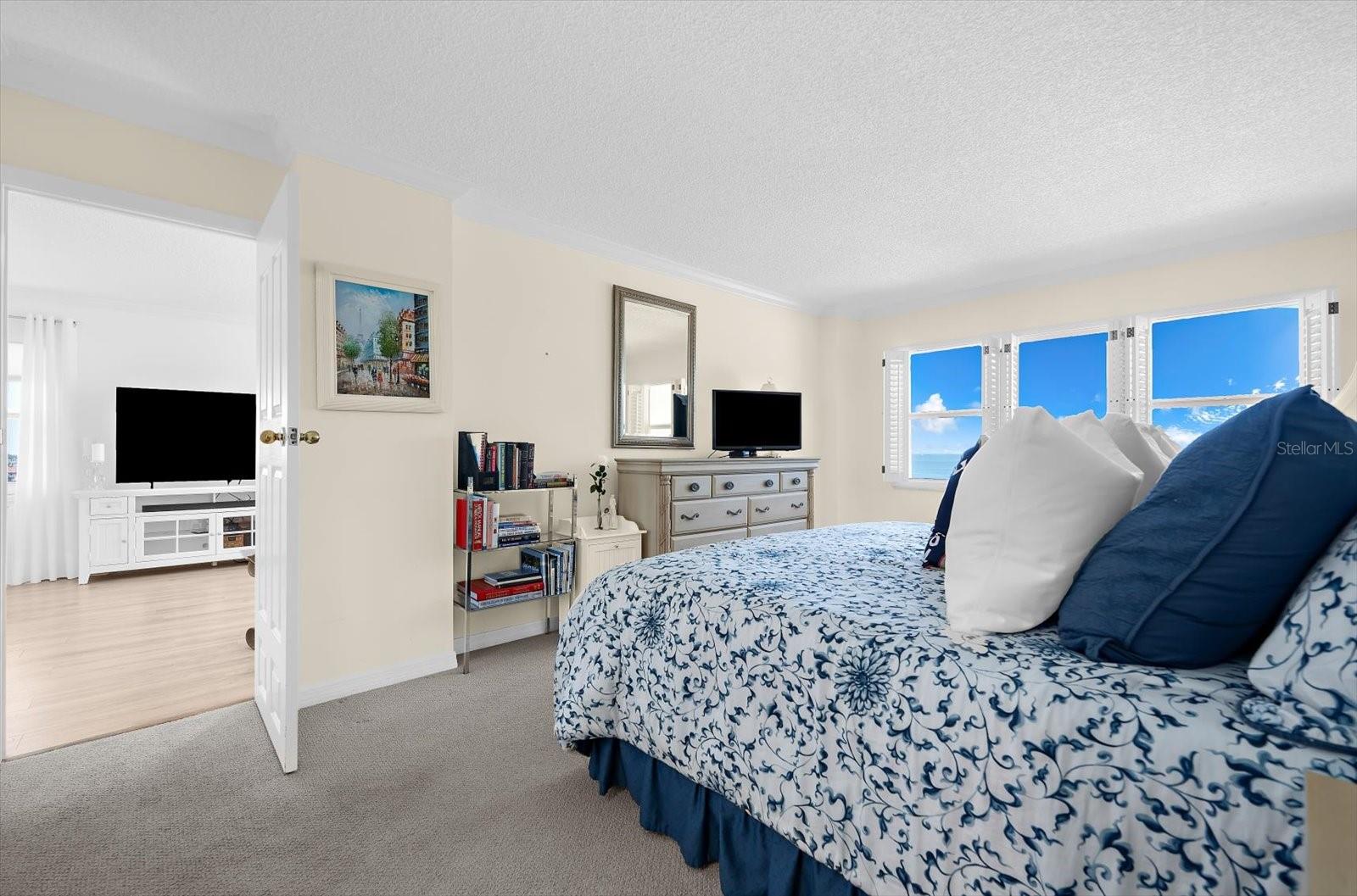 255 The Esplanade N #701 Property Photo 22