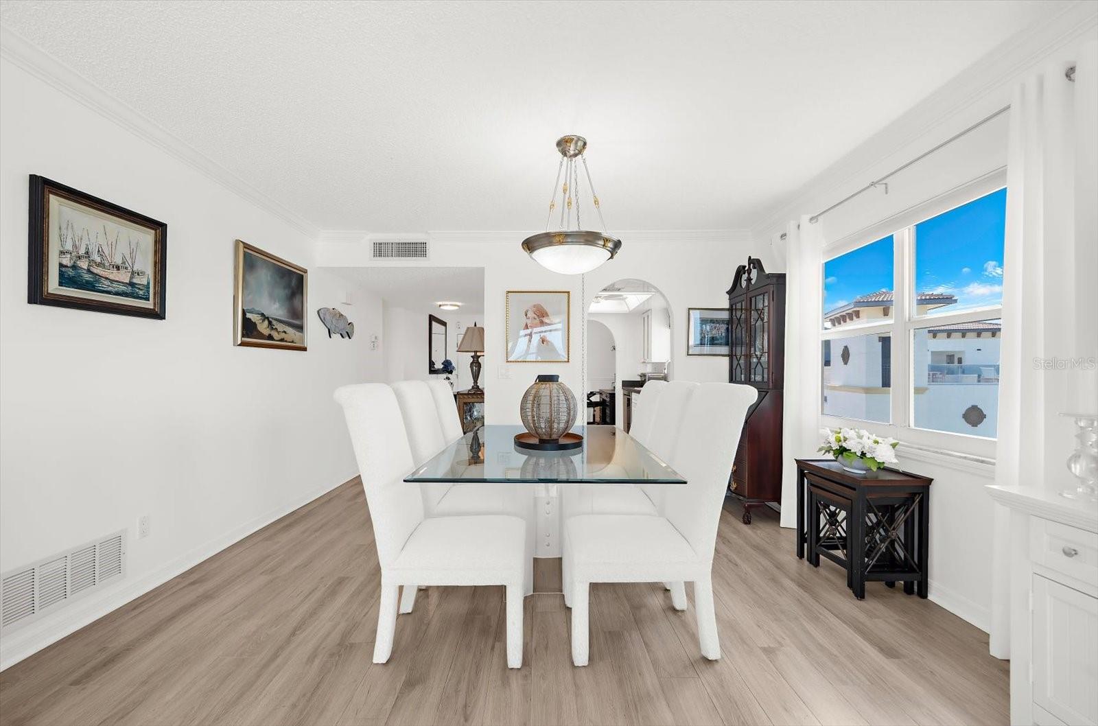 255 The Esplanade N #701 Property Photo 28