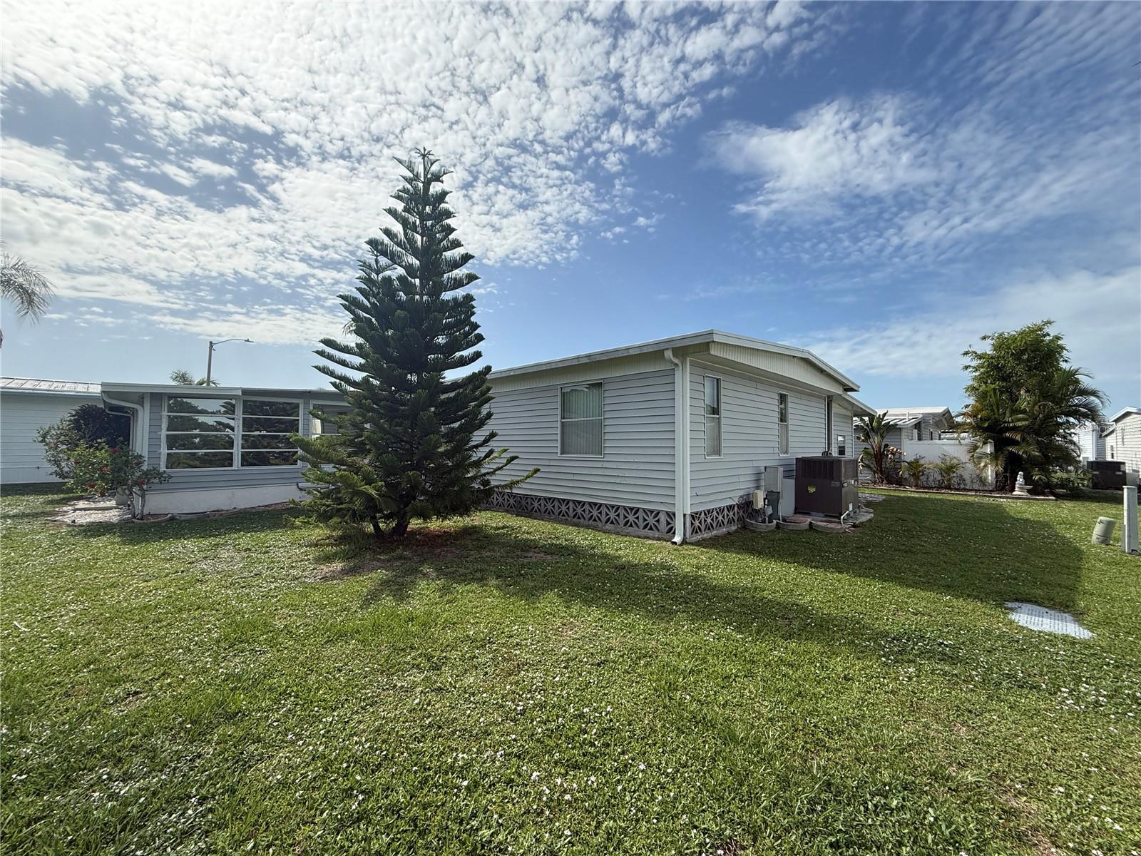 5640 Forsythia Rd Property Photo 13
