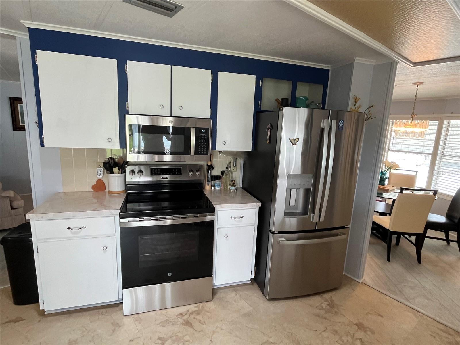 900 Jolanda Cir Property Photo 18