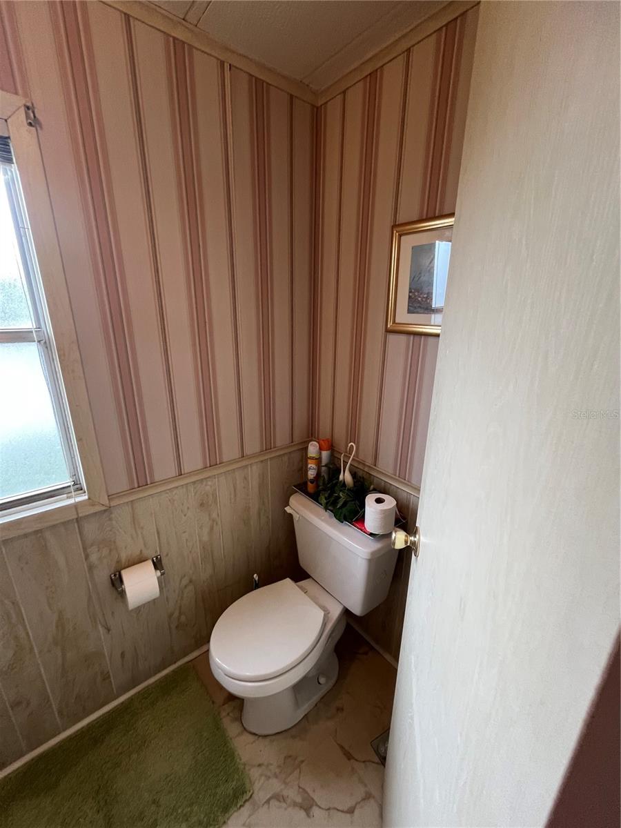 900 Jolanda Cir Property Photo 43