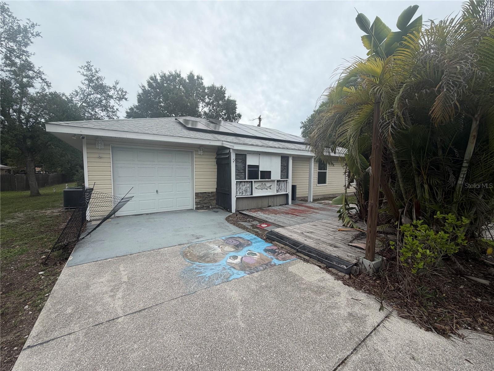 2249 Woodmere Rd Property Photo 1